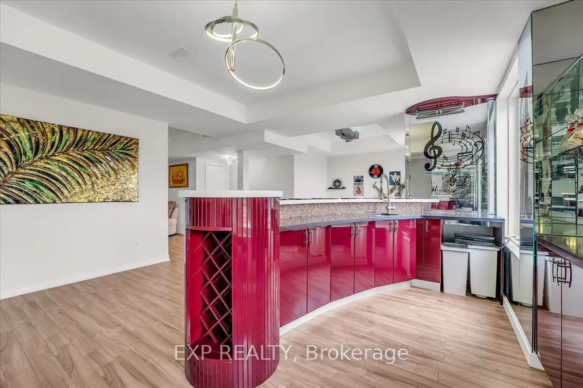29 William Bowes Boulevard