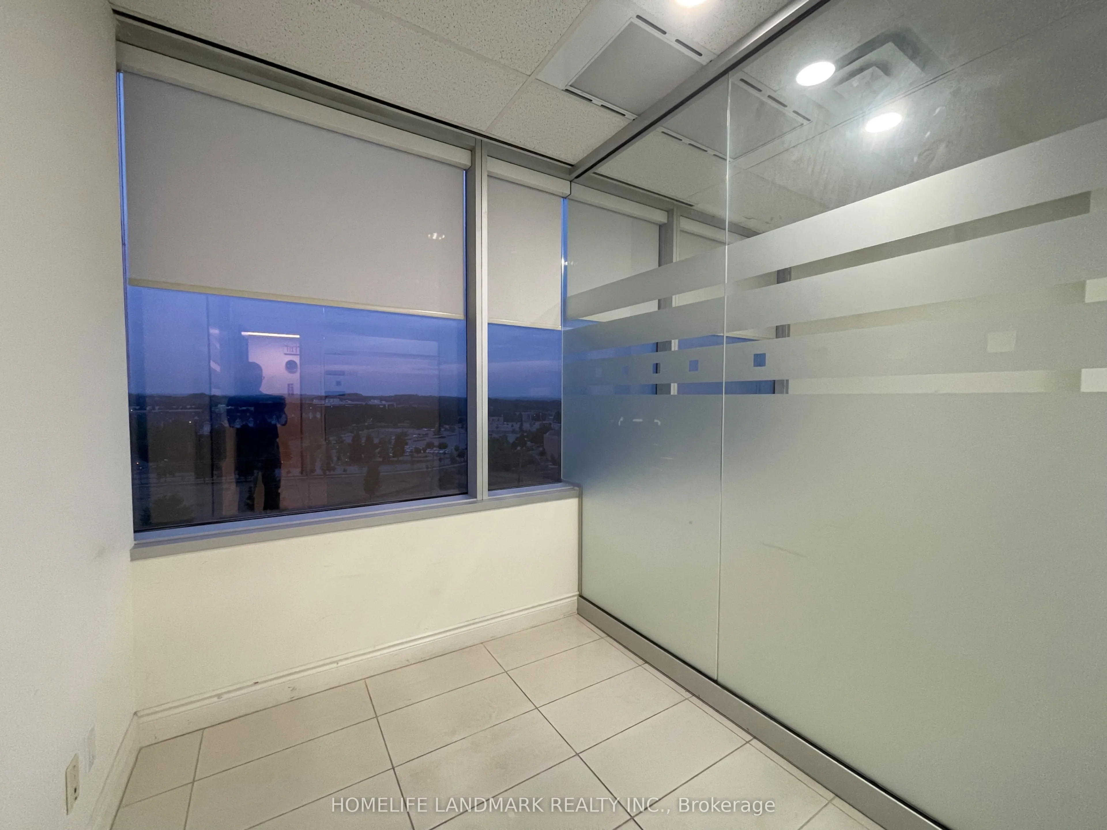 3601 Highway 7 East Street, #903