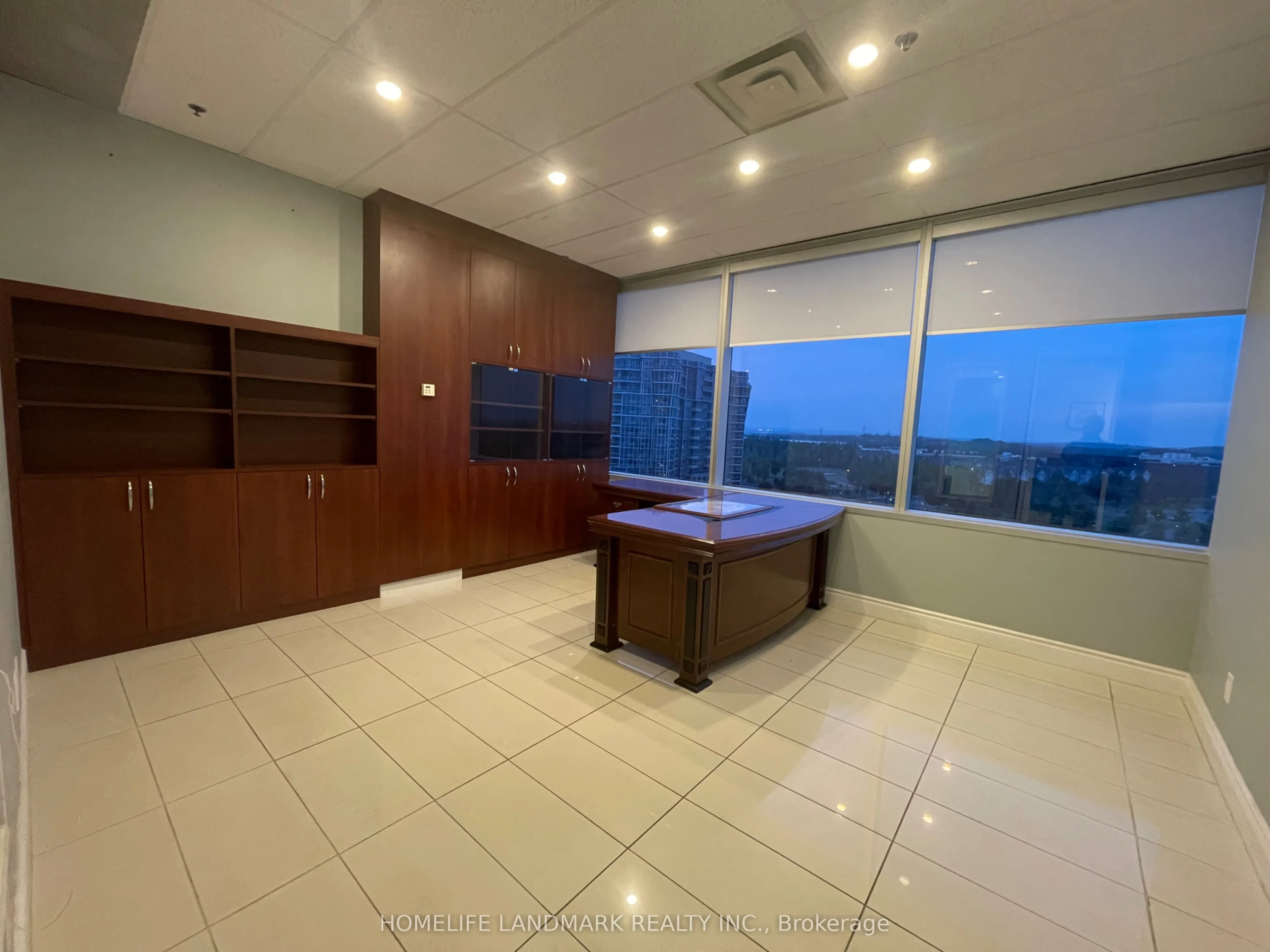 3601 Highway 7 East Street, #903