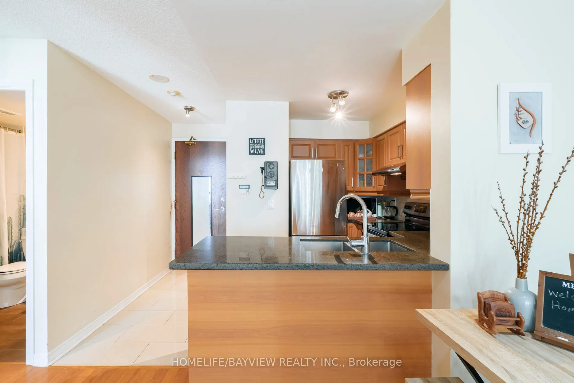 23 Oneida Crescent, #Ph05