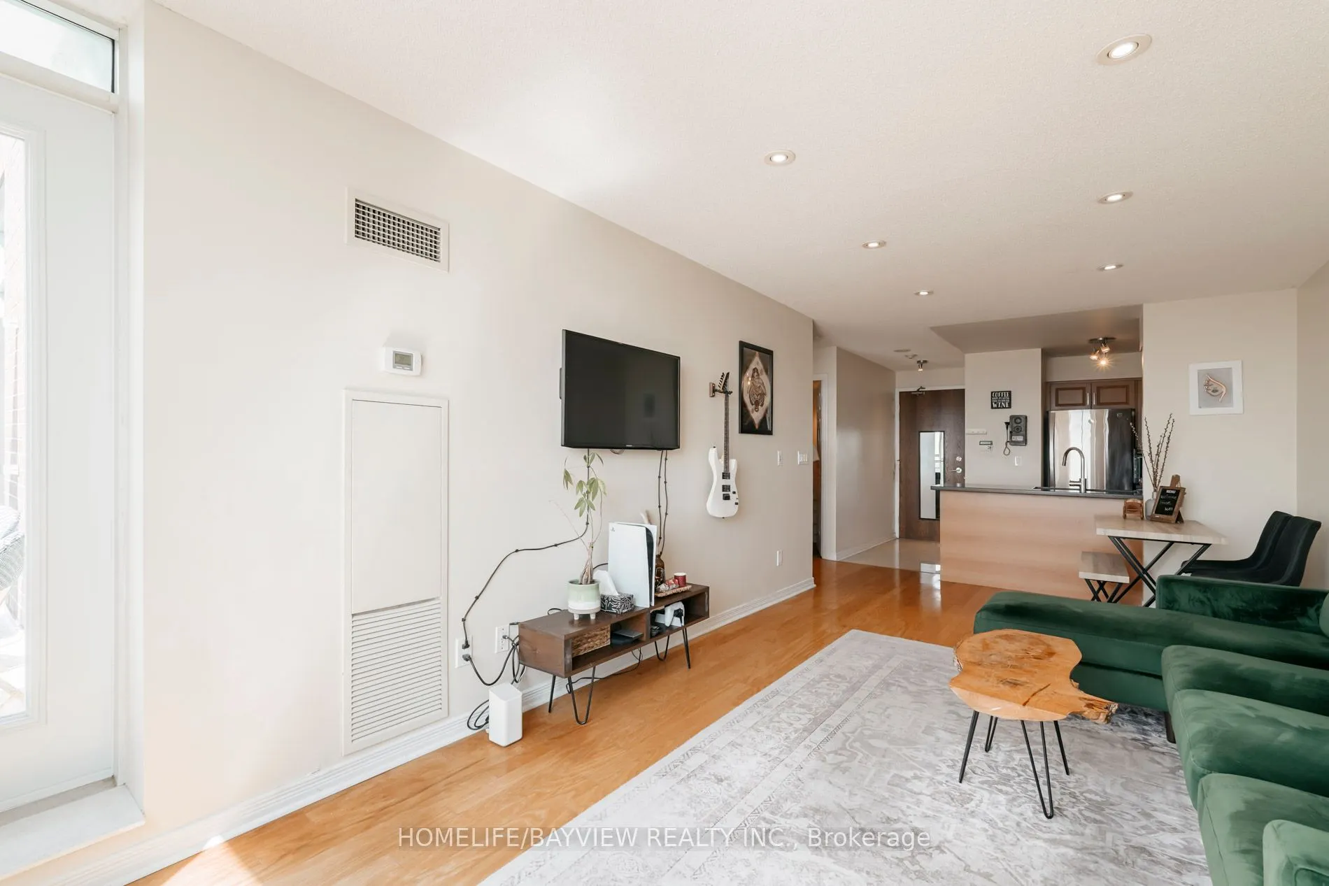 23 Oneida Crescent, #Ph05