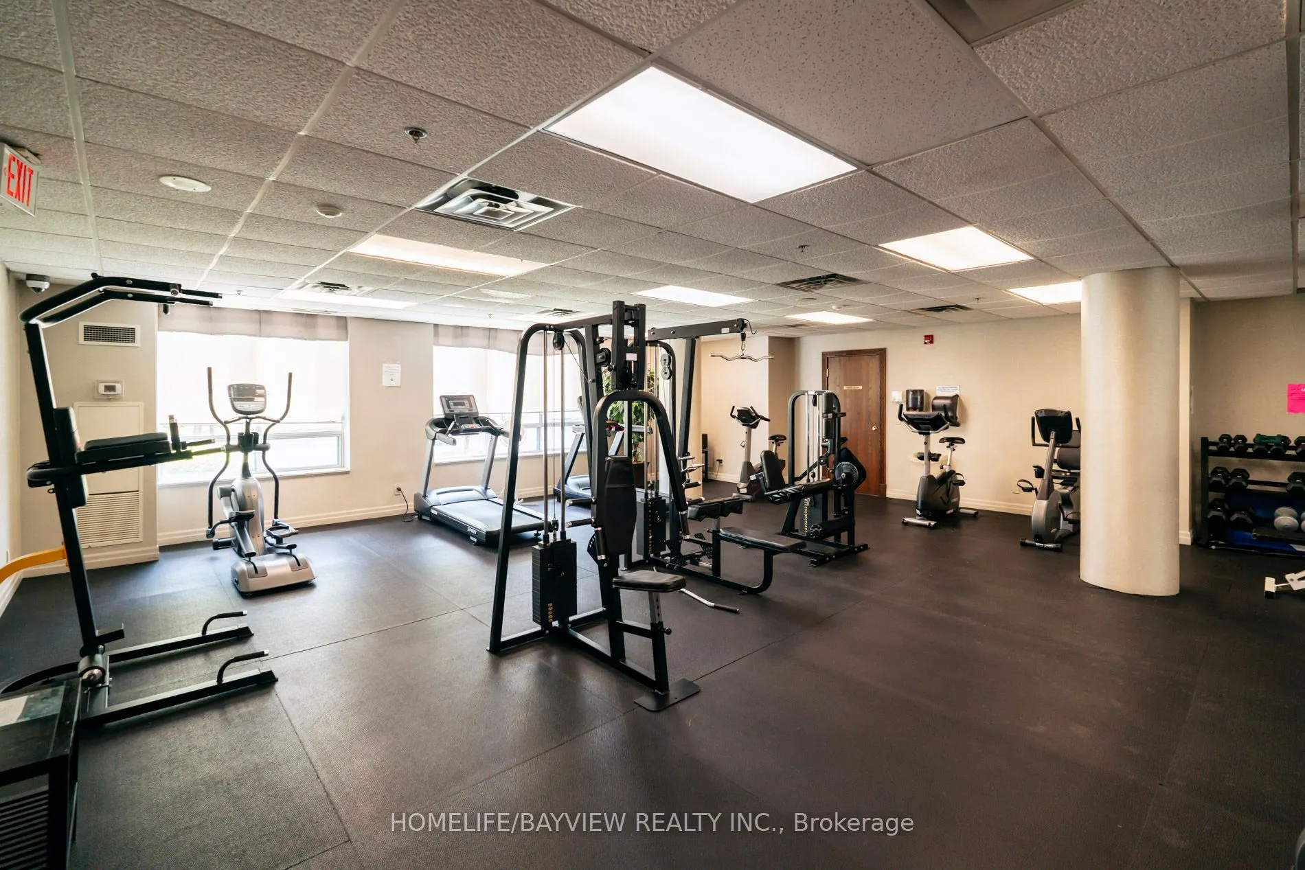 23 Oneida Crescent, #Ph05