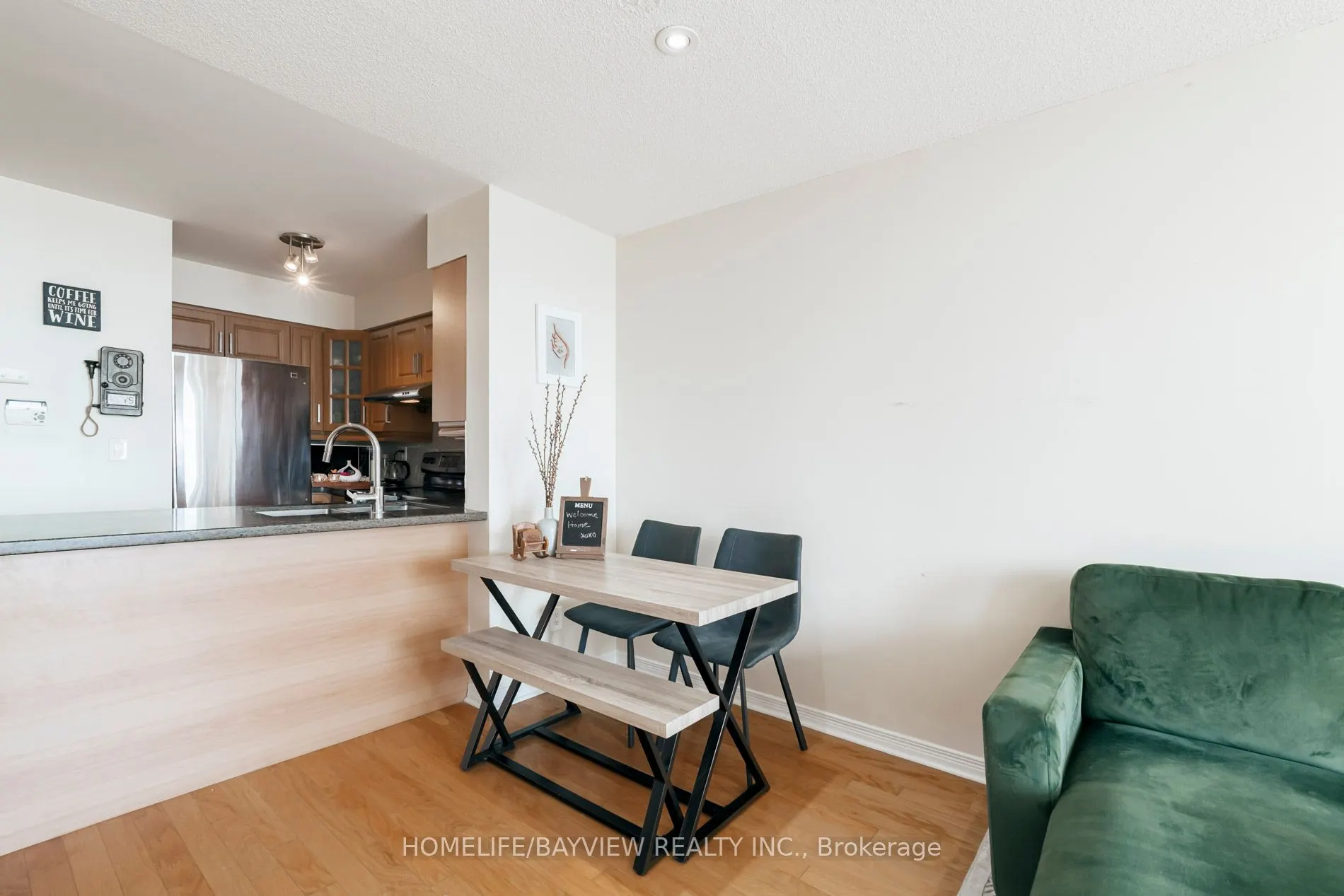 23 Oneida Crescent, #Ph05
