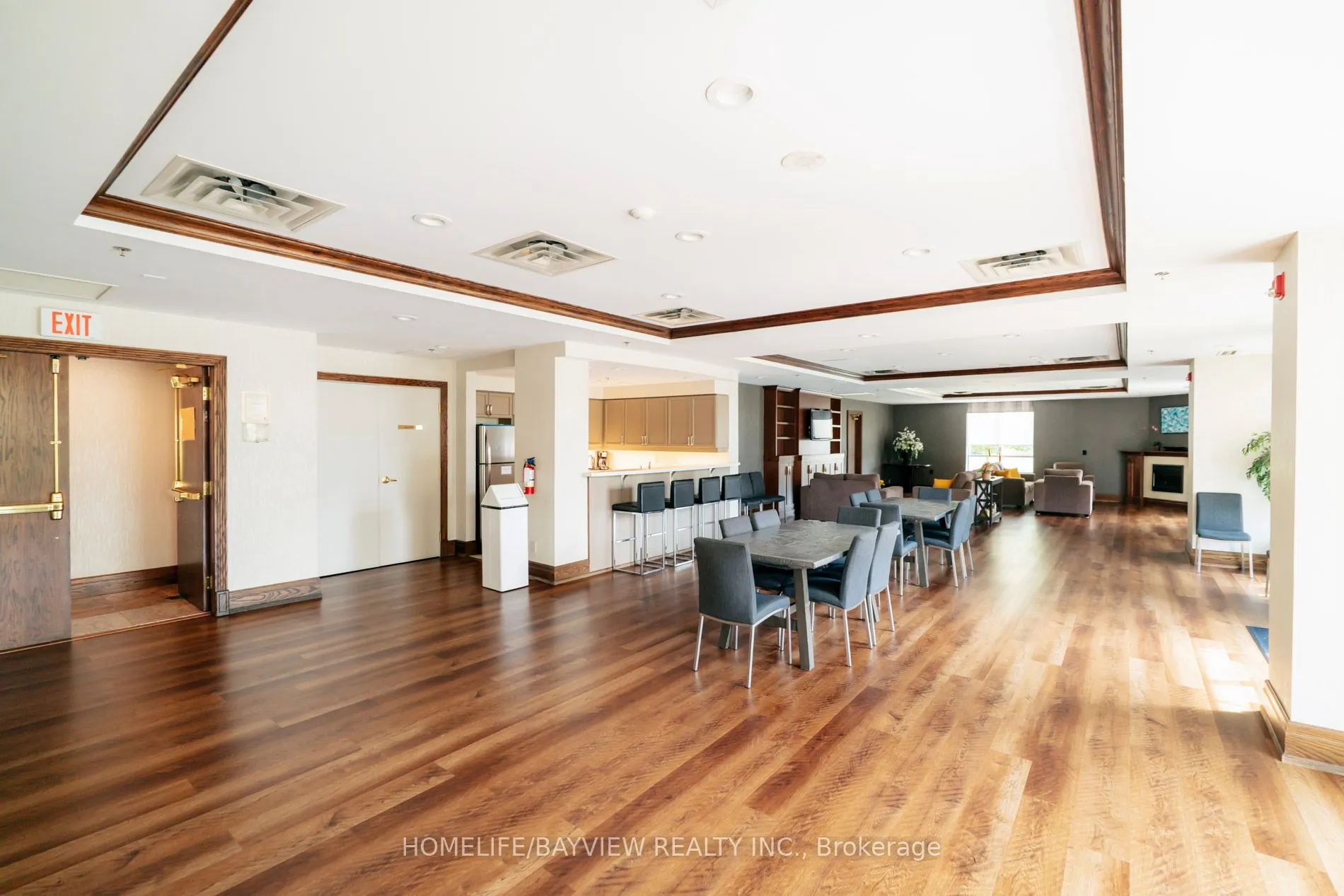 23 Oneida Crescent, #Ph05