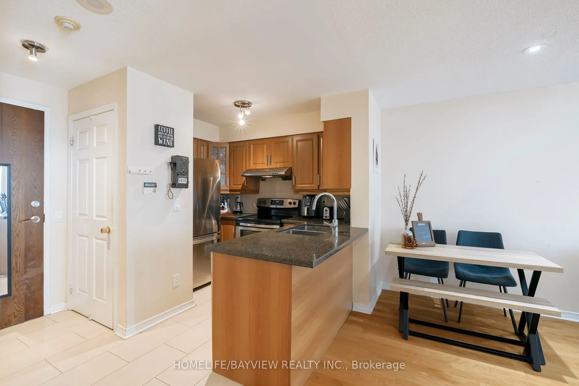 23 Oneida Crescent, #Ph05