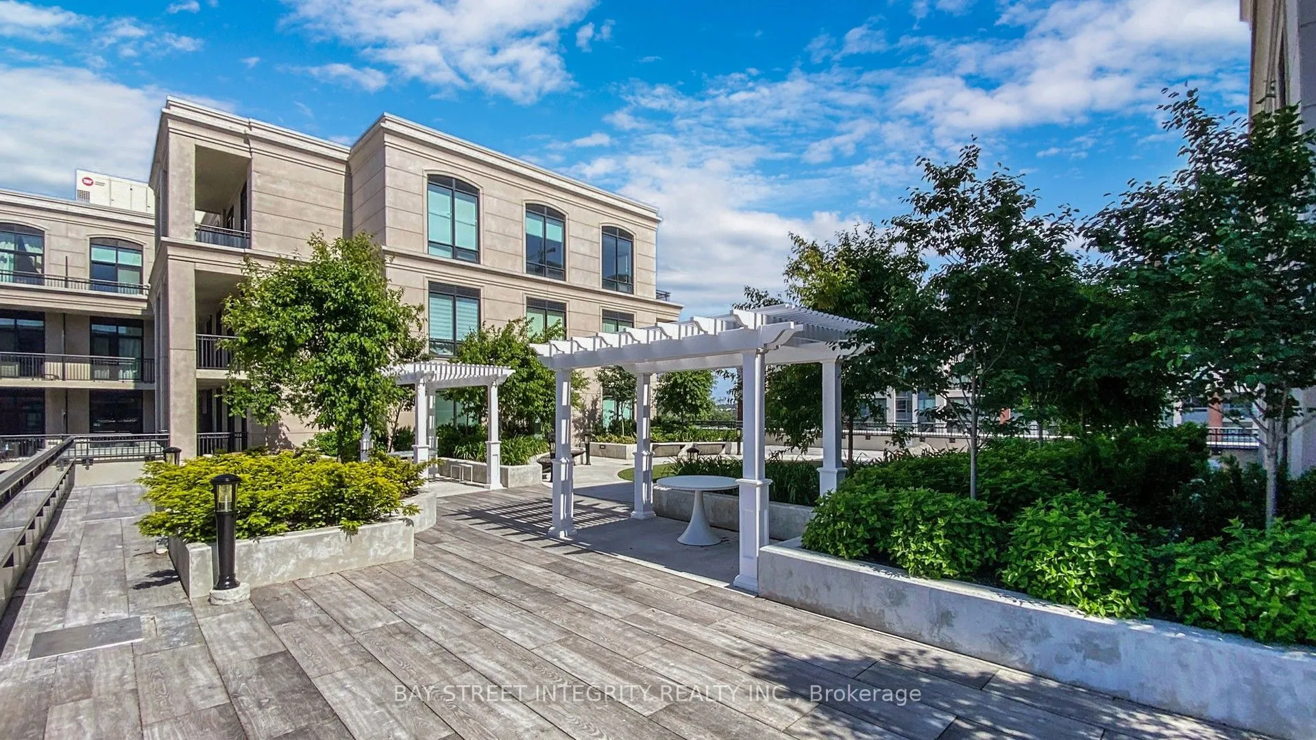 268 Buchanan Drive, #626W