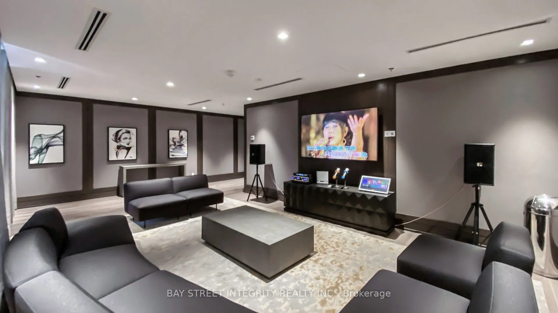 268 Buchanan Drive, #626W