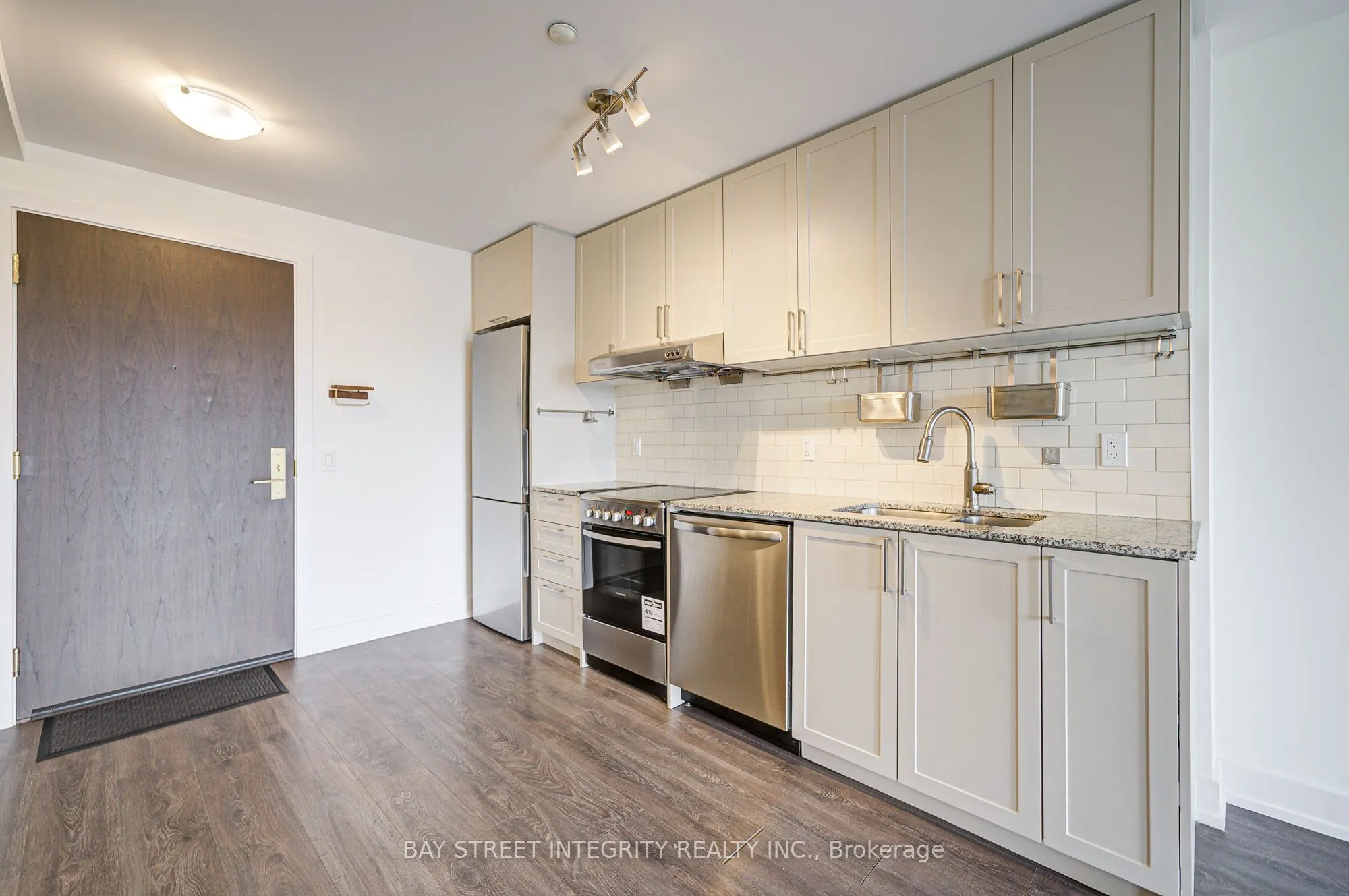 268 Buchanan Drive, #626W
