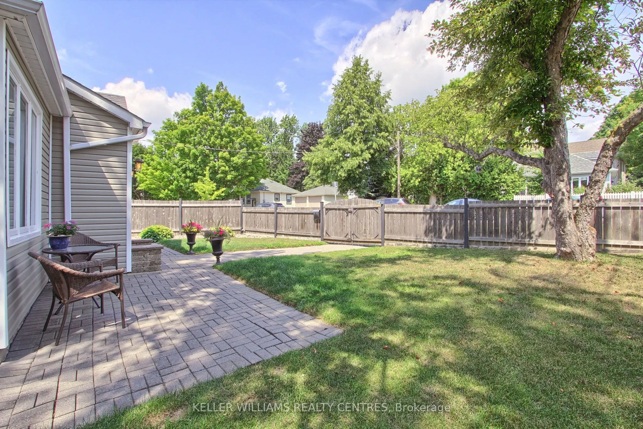 678 Crescent Road