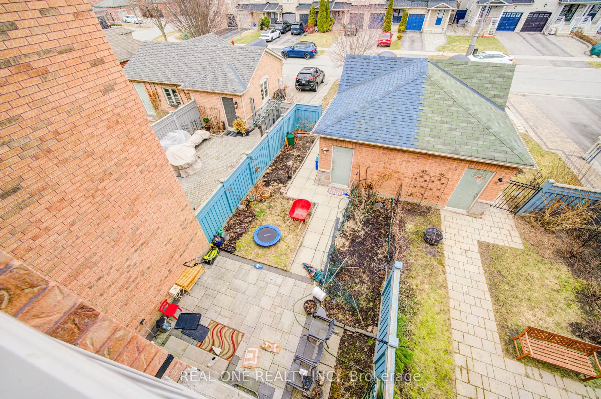 87 Zokol Drive