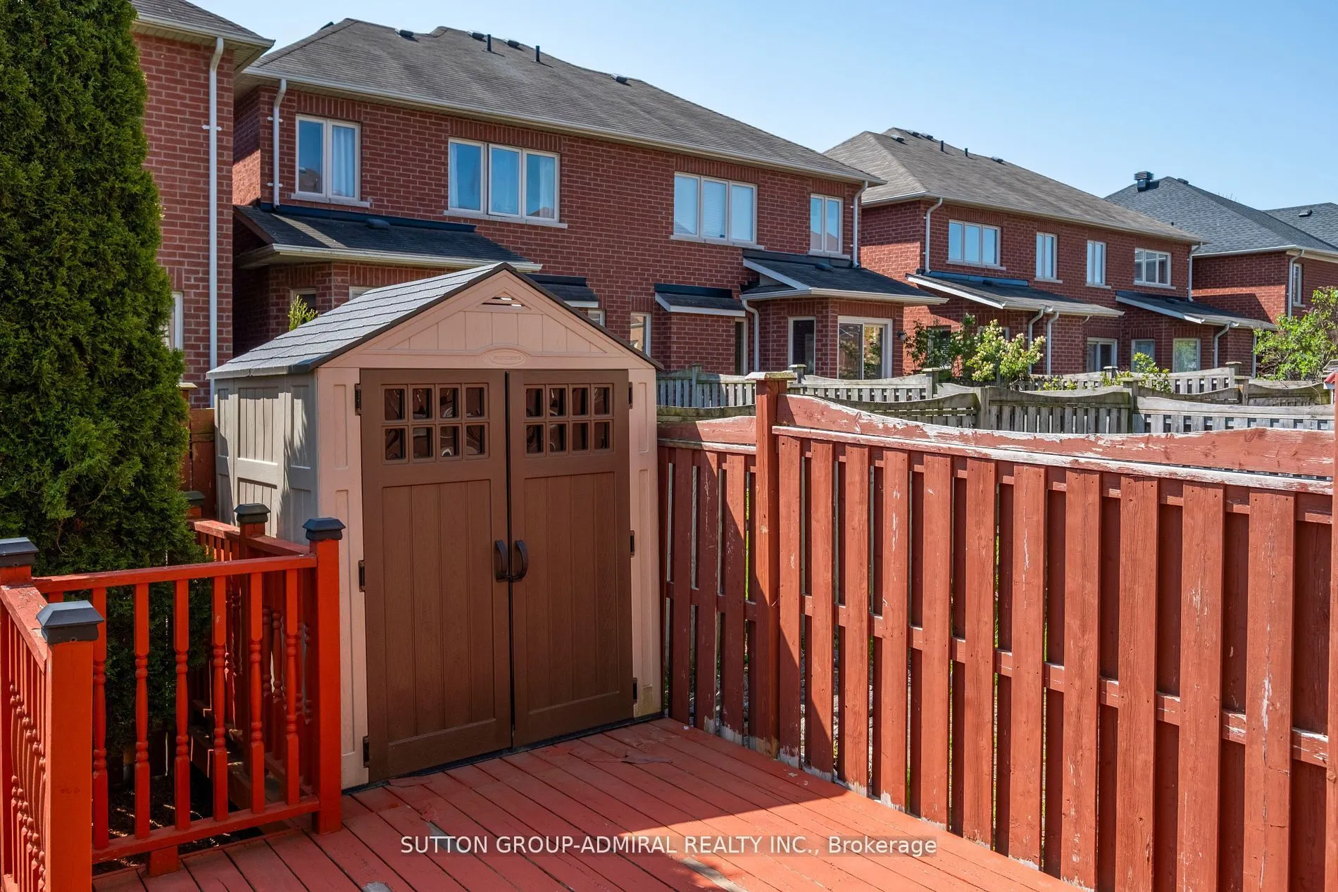11 Thistle Avenue