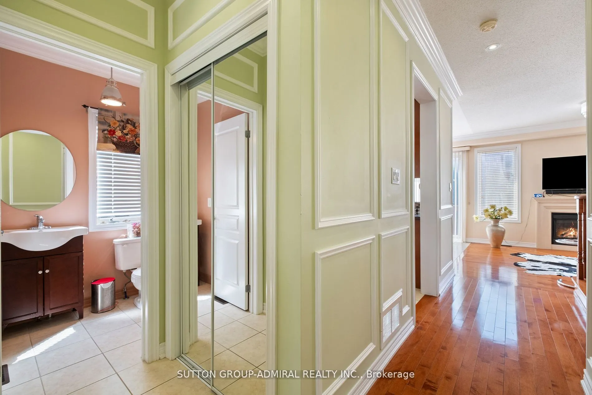 11 Thistle Avenue