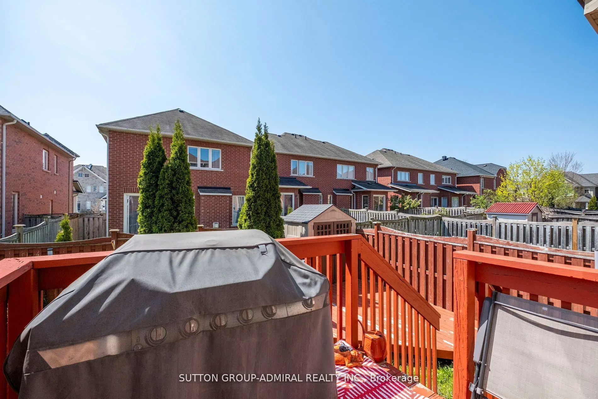 11 Thistle Avenue