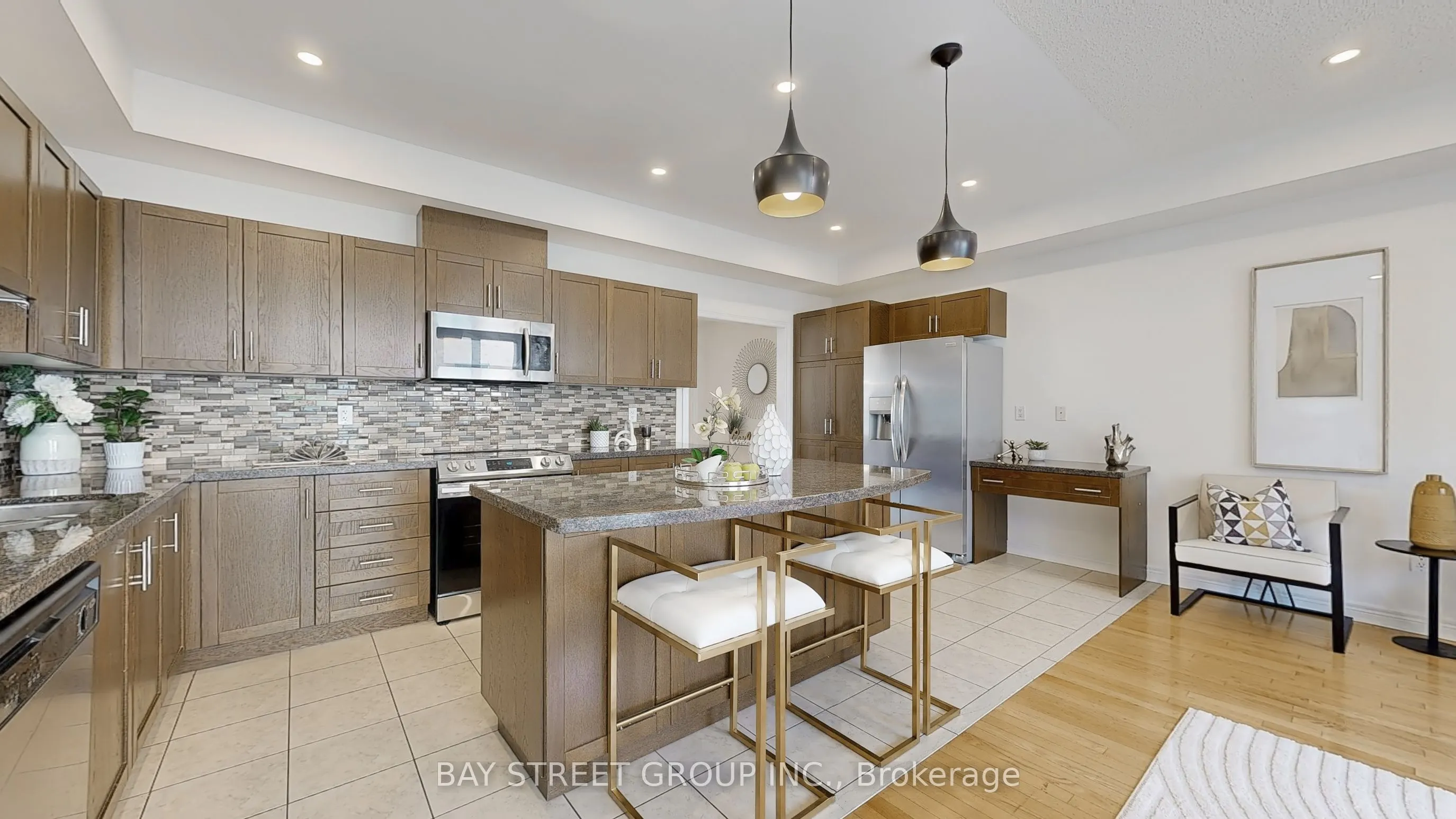 700 Summeridge Drive, #3