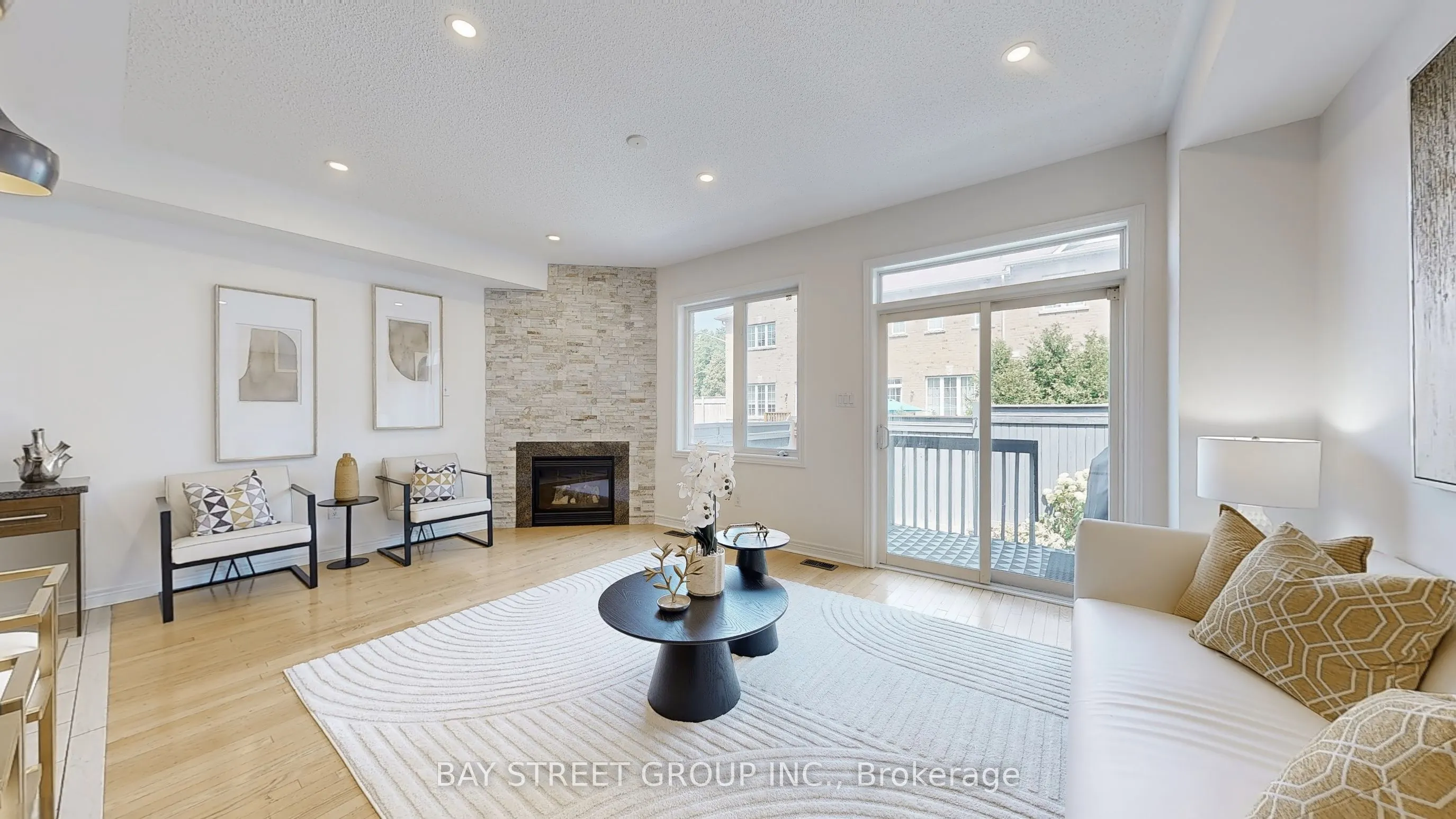 700 Summeridge Drive, #3