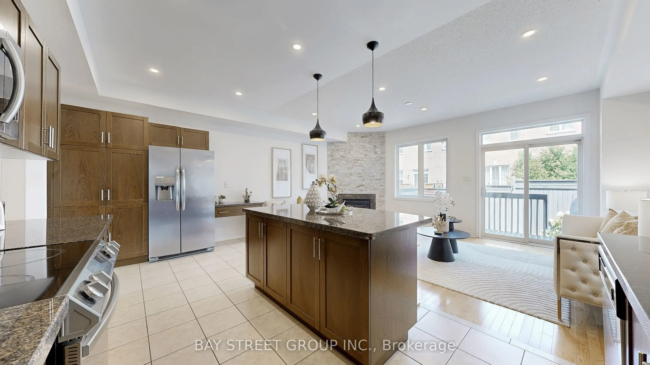 700 Summeridge Drive, #3