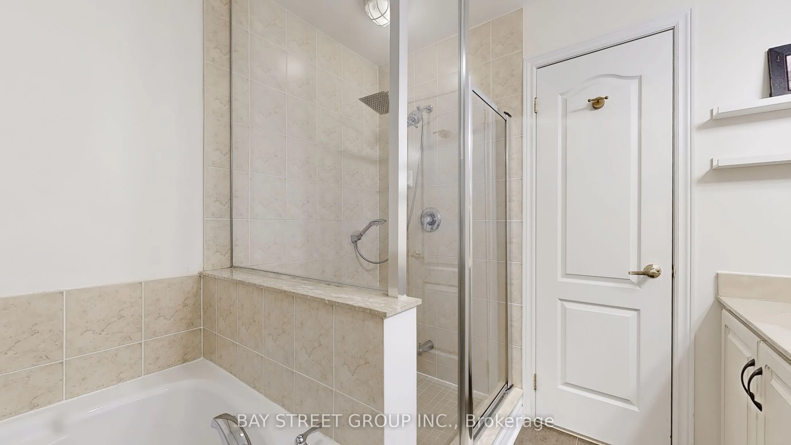 700 Summeridge Drive, #3
