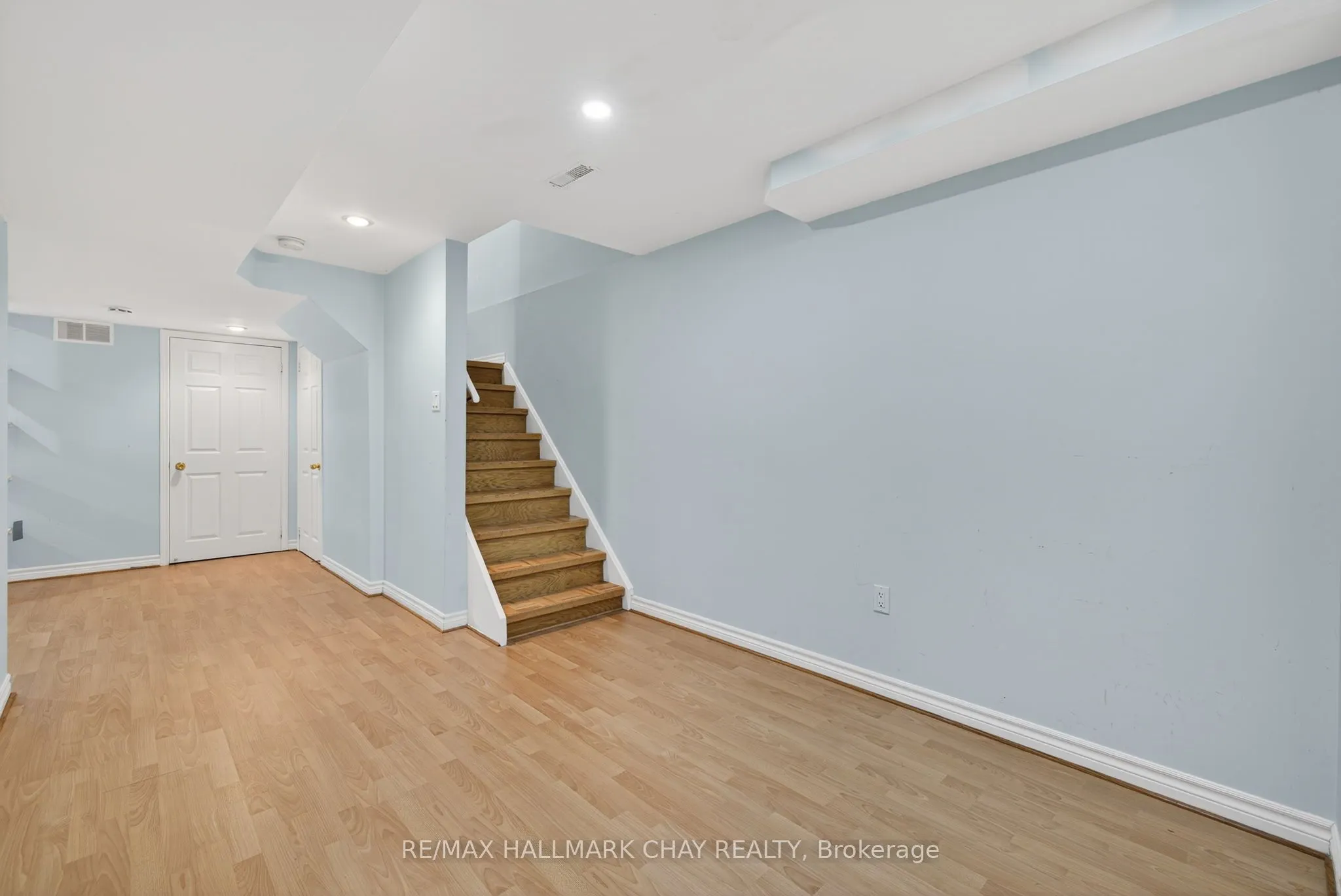49 Mcknight Crescent