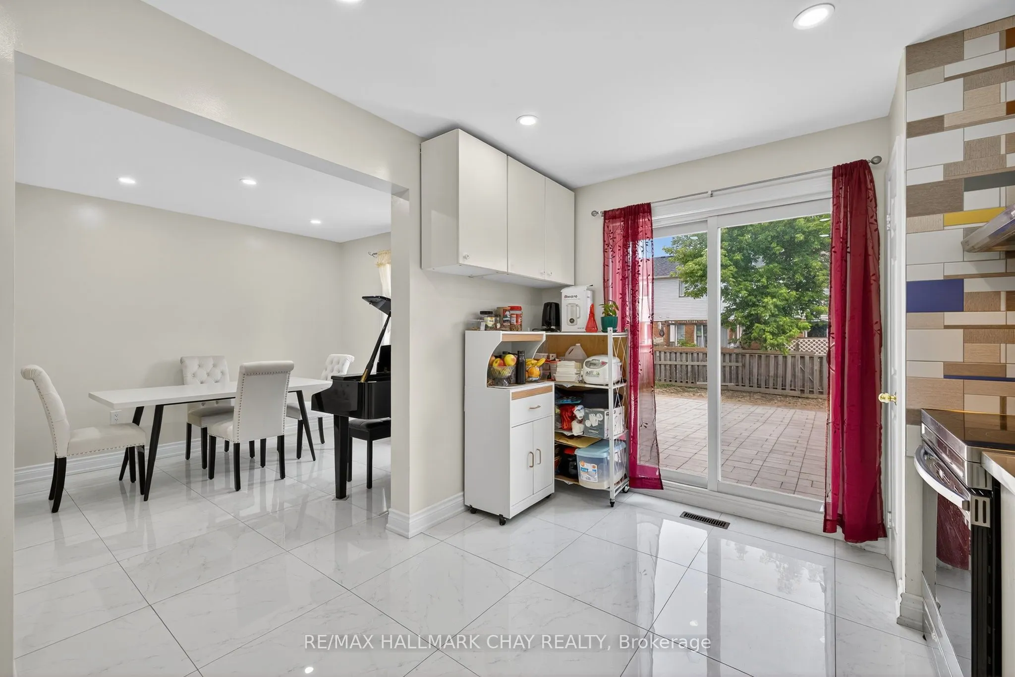 49 Mcknight Crescent