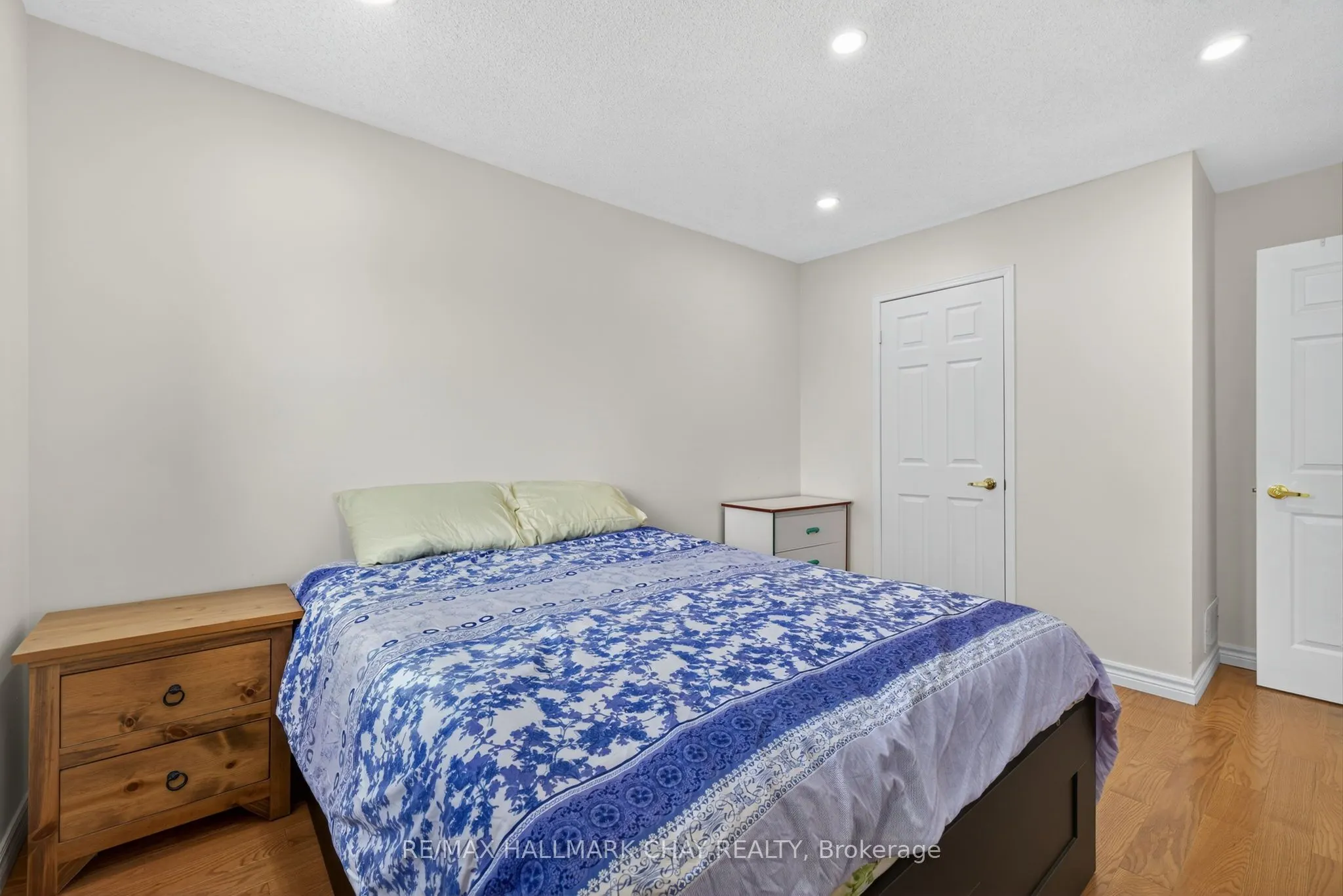 49 Mcknight Crescent