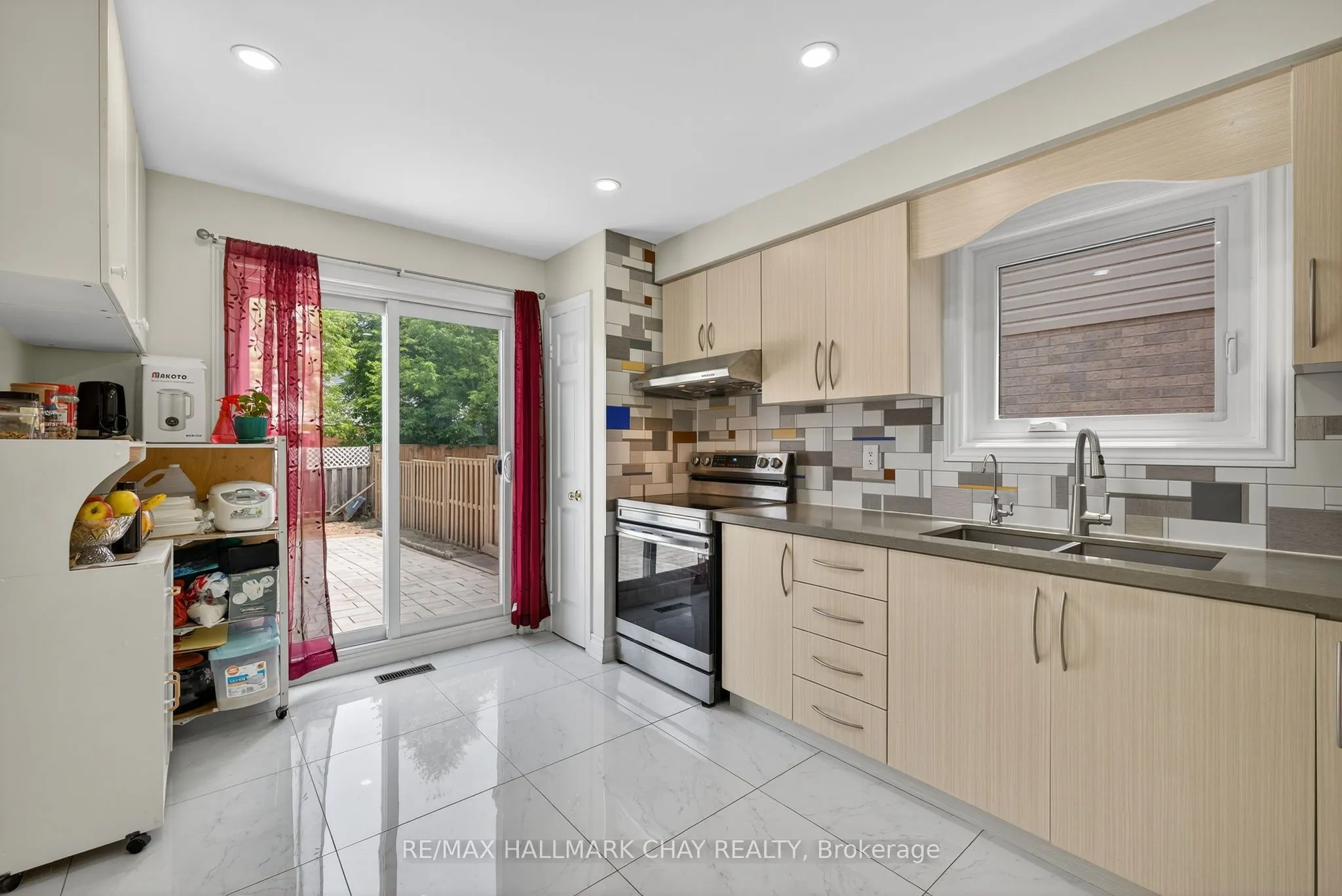 49 Mcknight Crescent