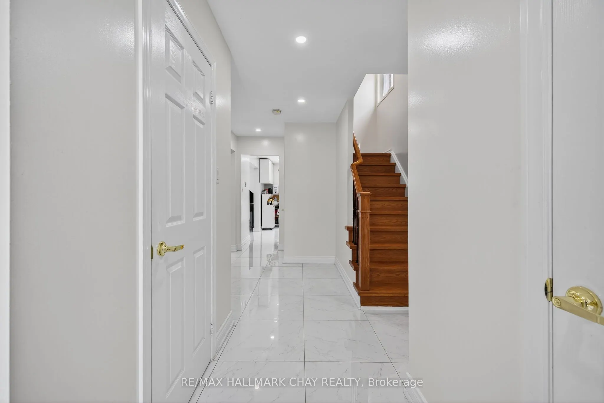 49 Mcknight Crescent