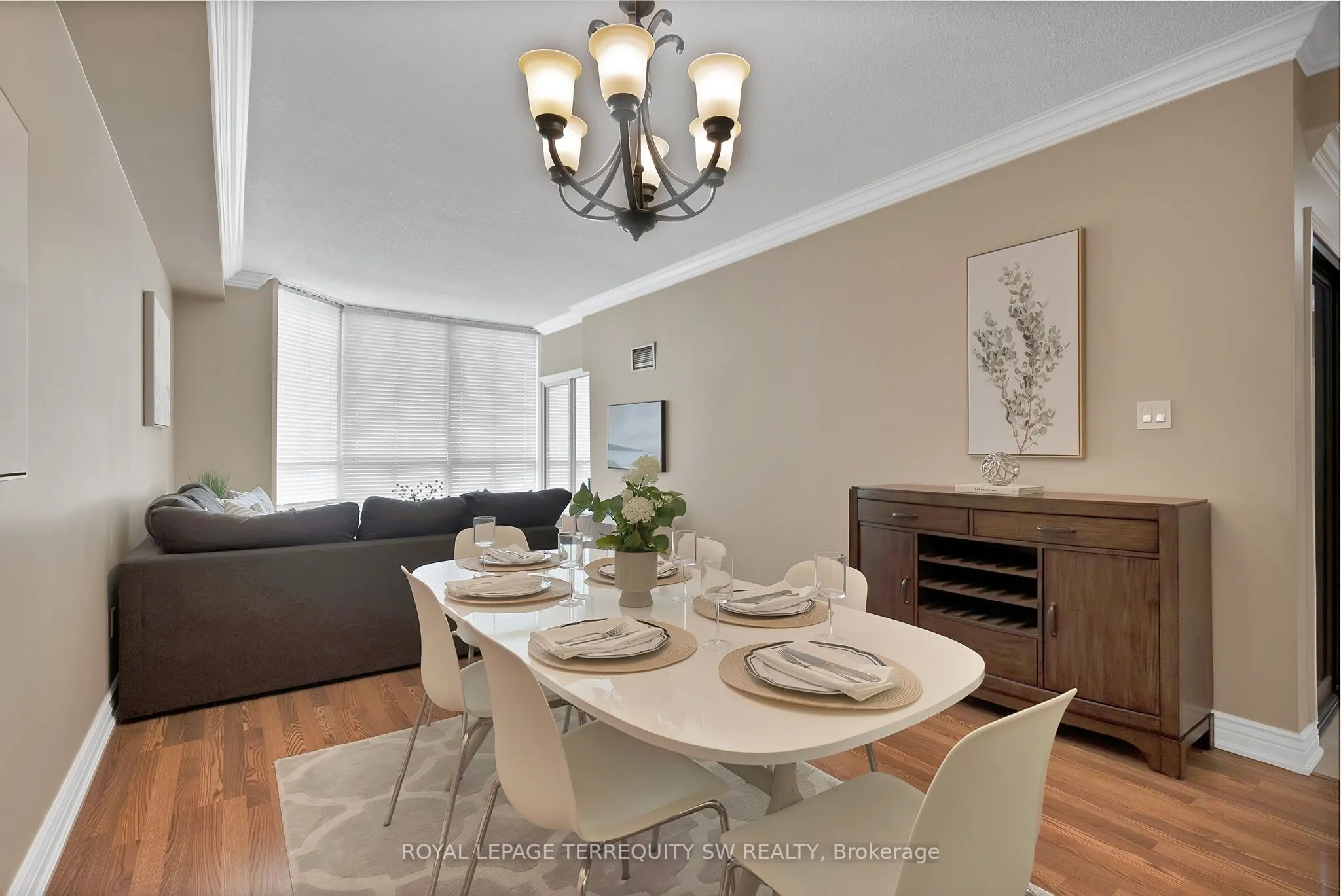 309 Major Mackenzie Drive E, #113