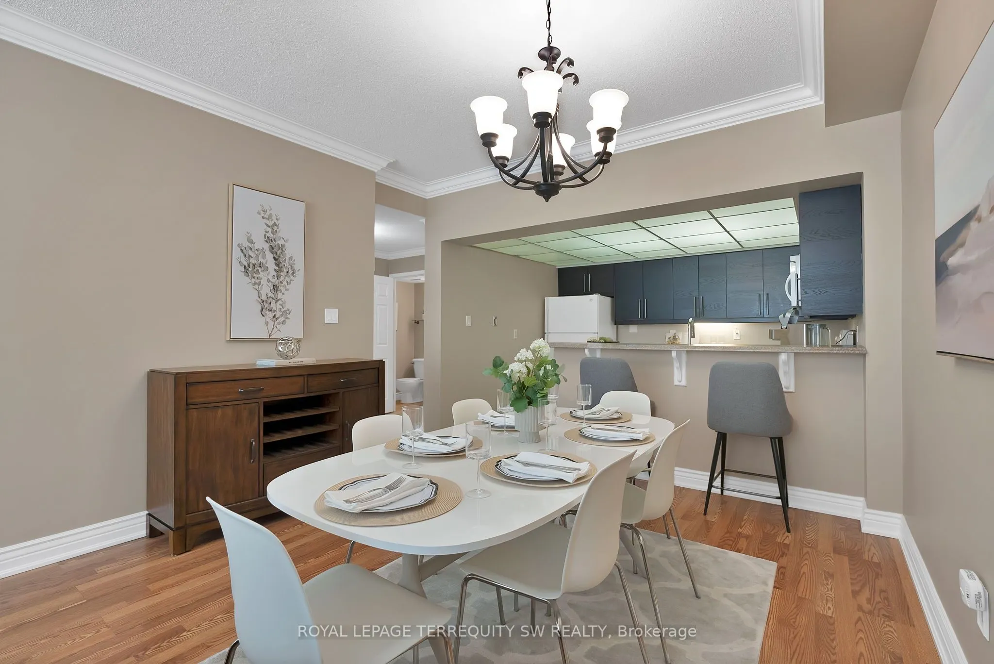 309 Major Mackenzie Drive E, #113