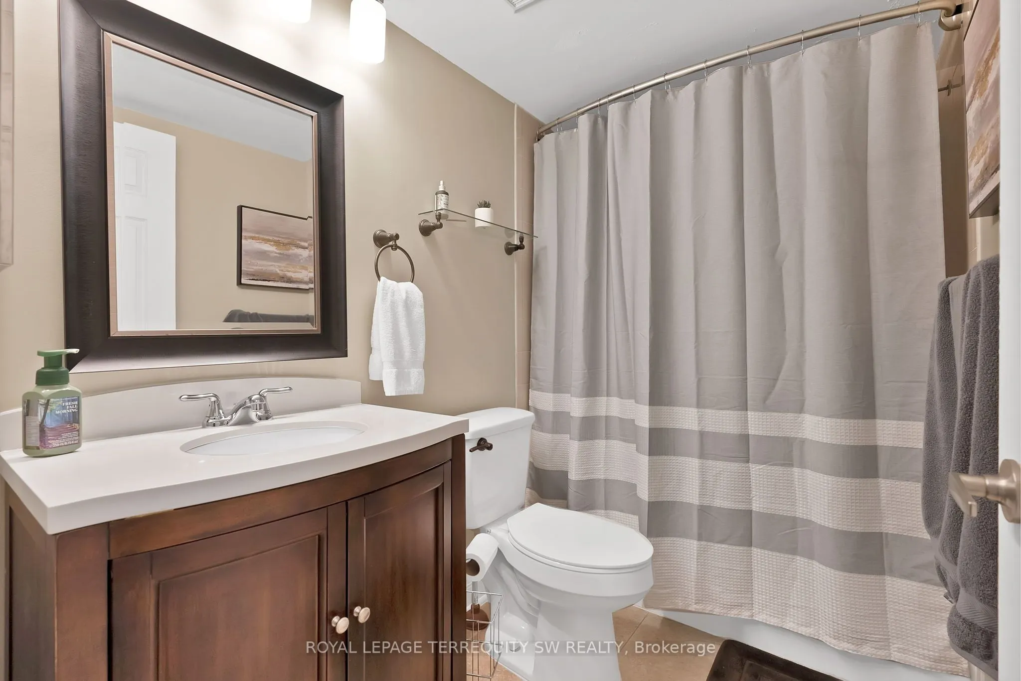 309 Major Mackenzie Drive E, #113