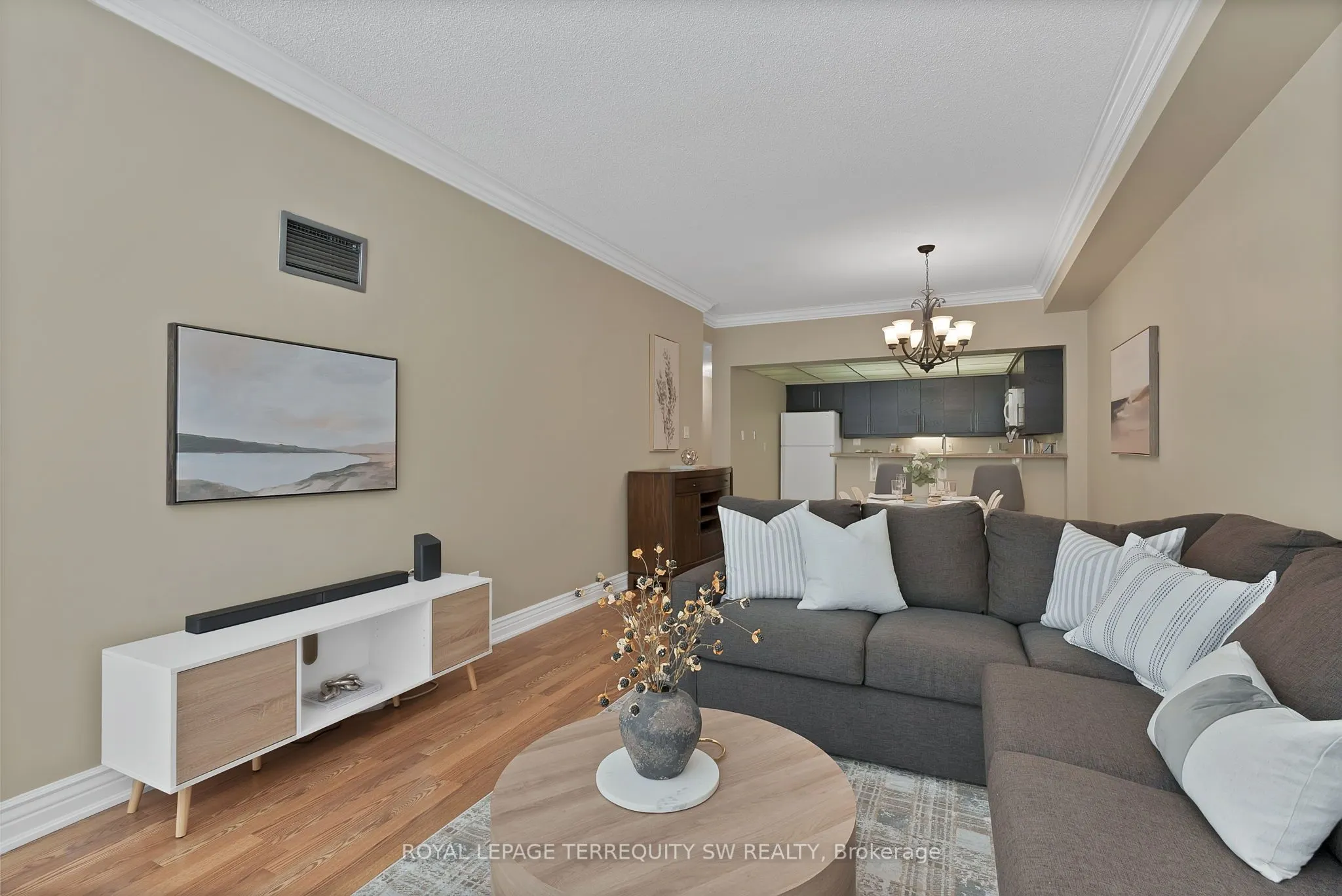309 Major Mackenzie Drive E, #113