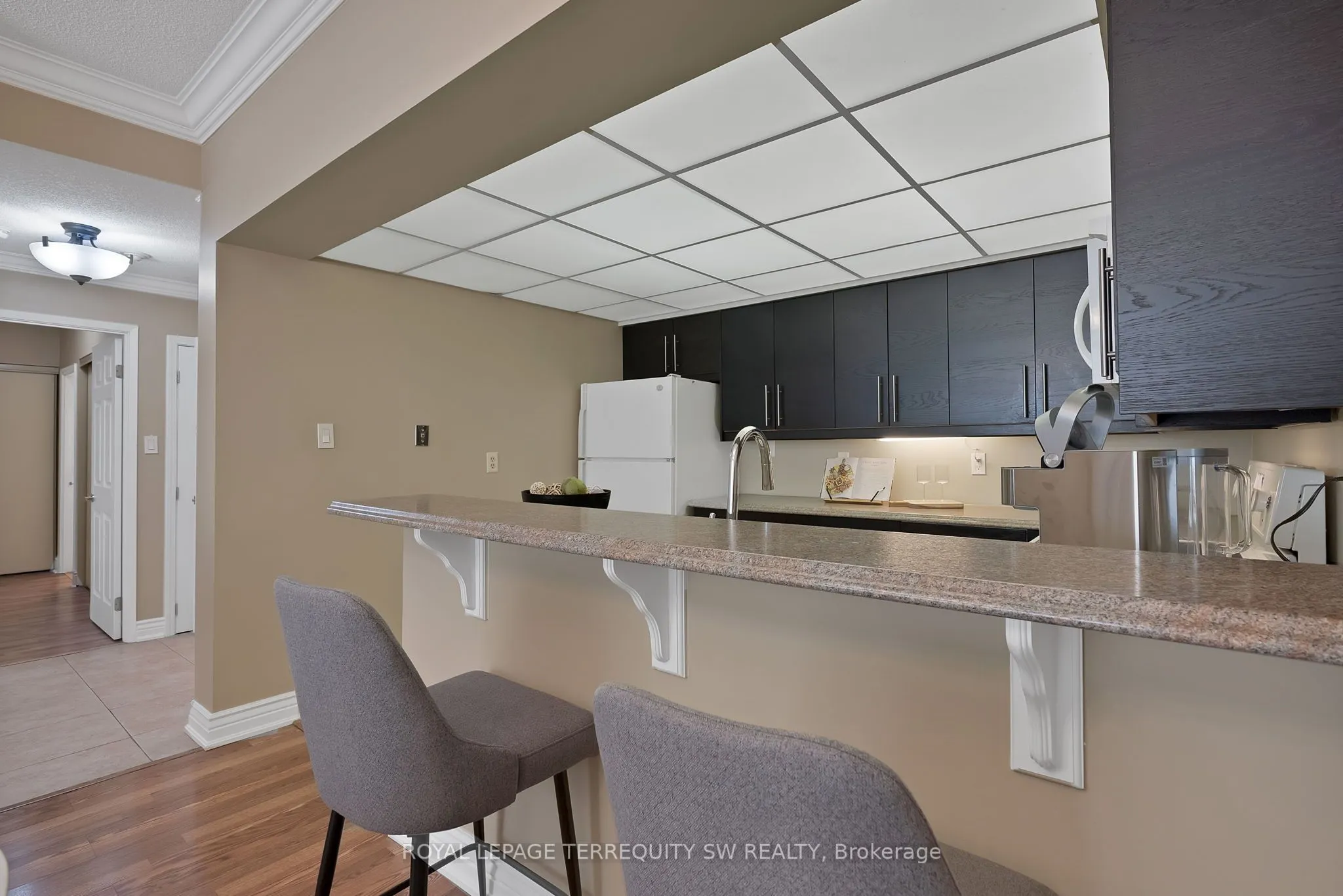 309 Major Mackenzie Drive E, #113