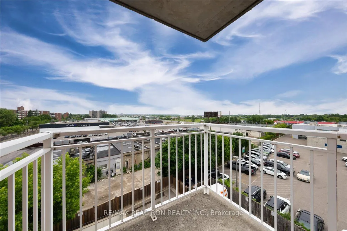 35 Hunt Avenue, #502
