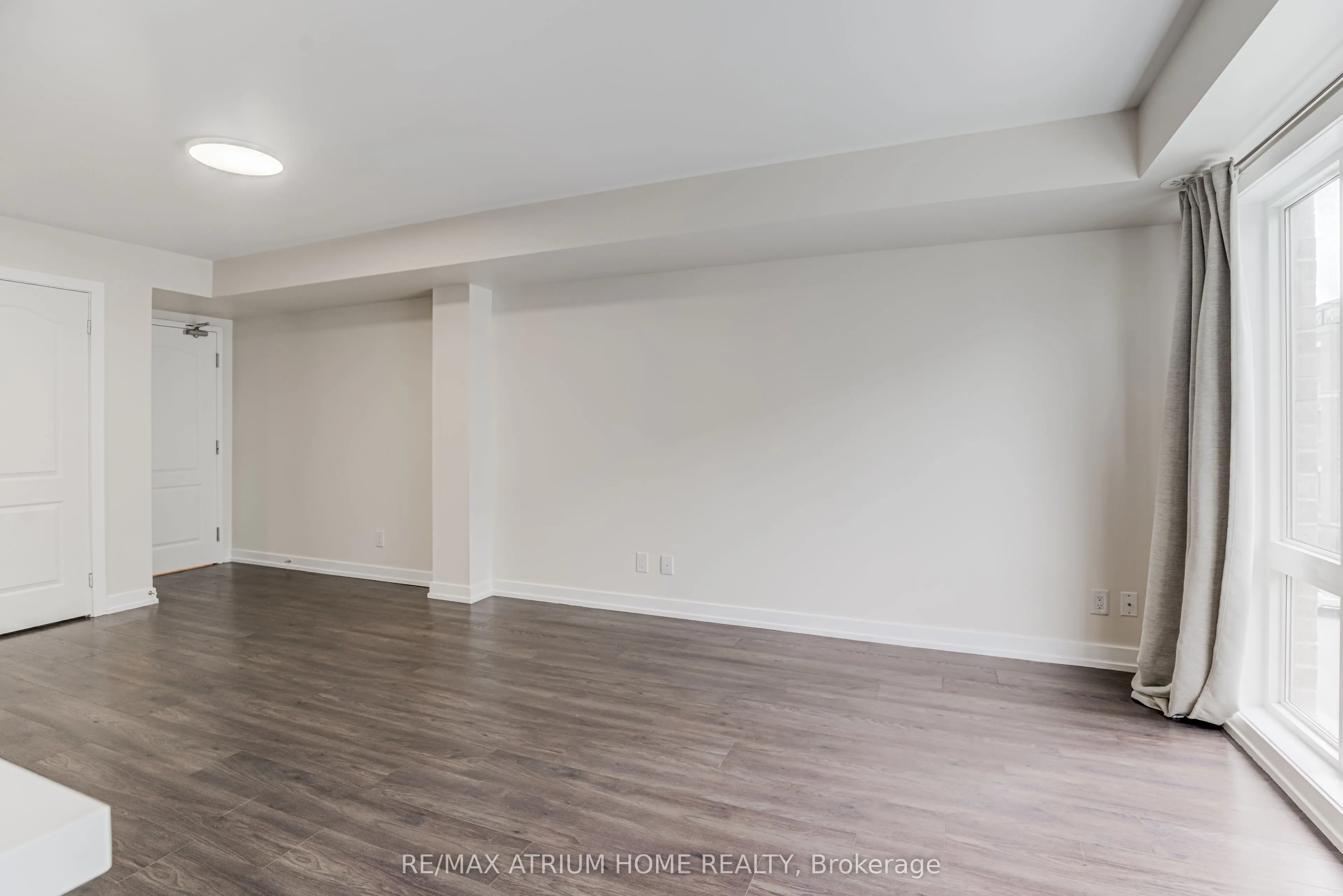 10 Dunsheath Way, #220