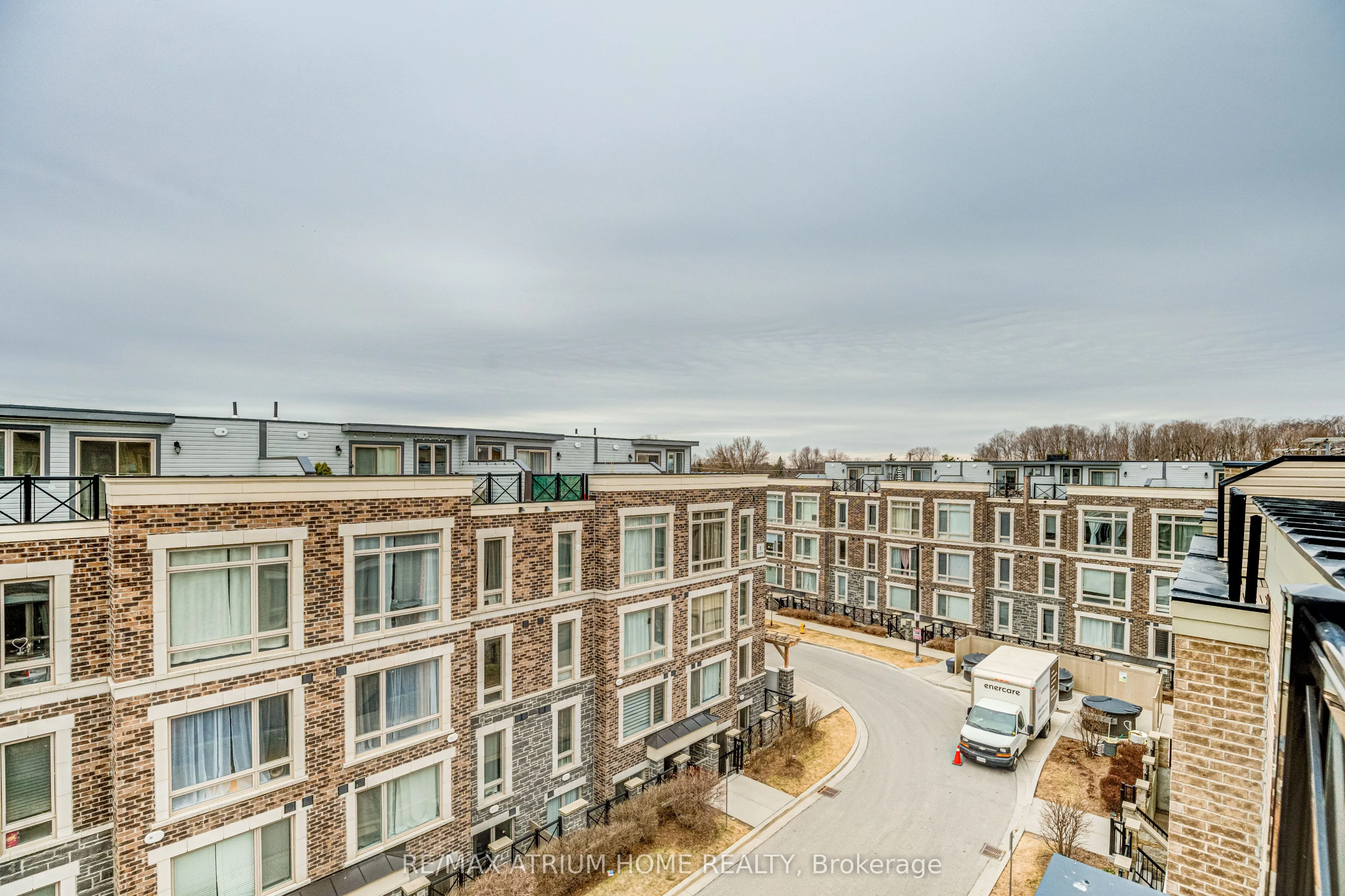 10 Dunsheath Way, #220