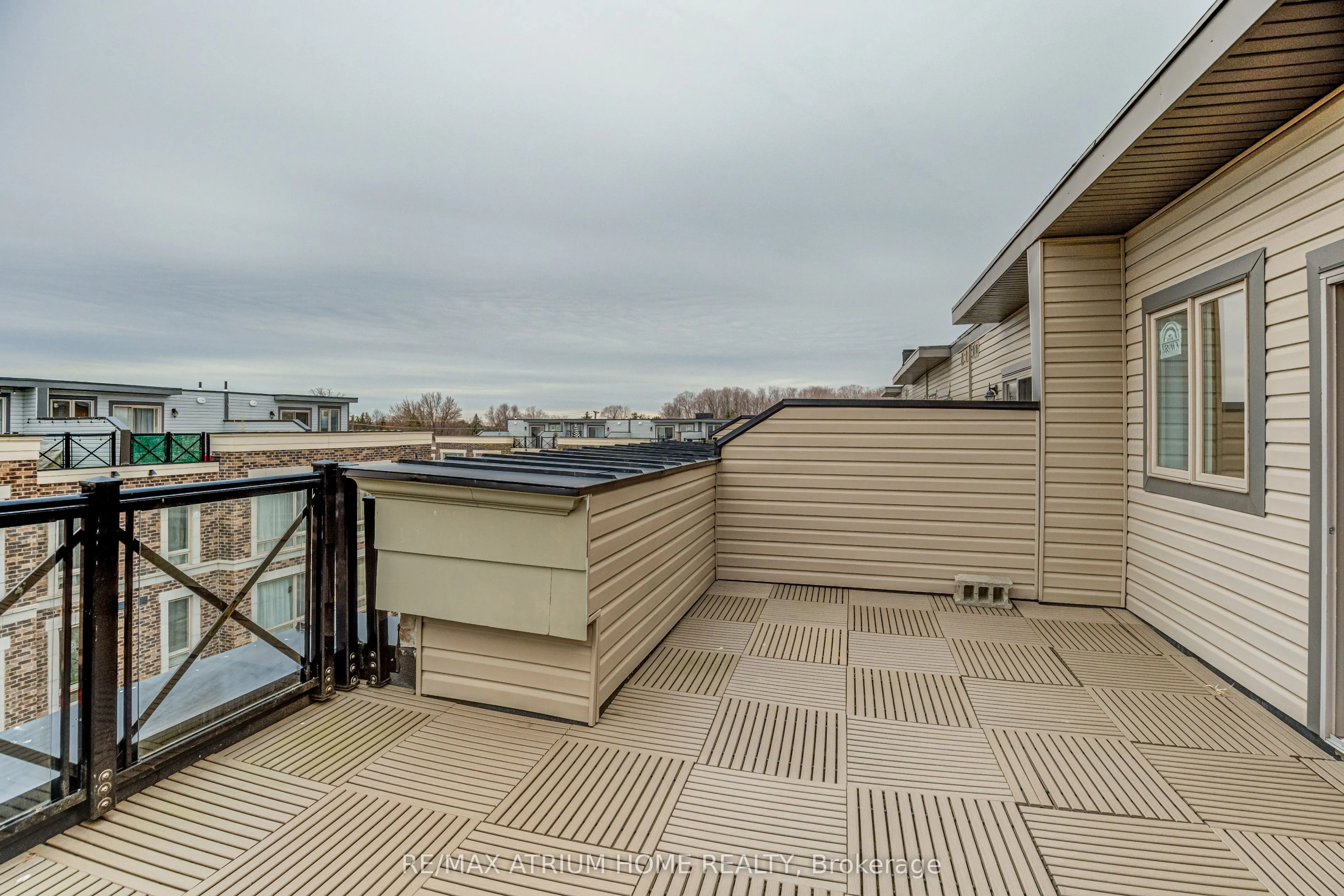 10 Dunsheath Way, #220