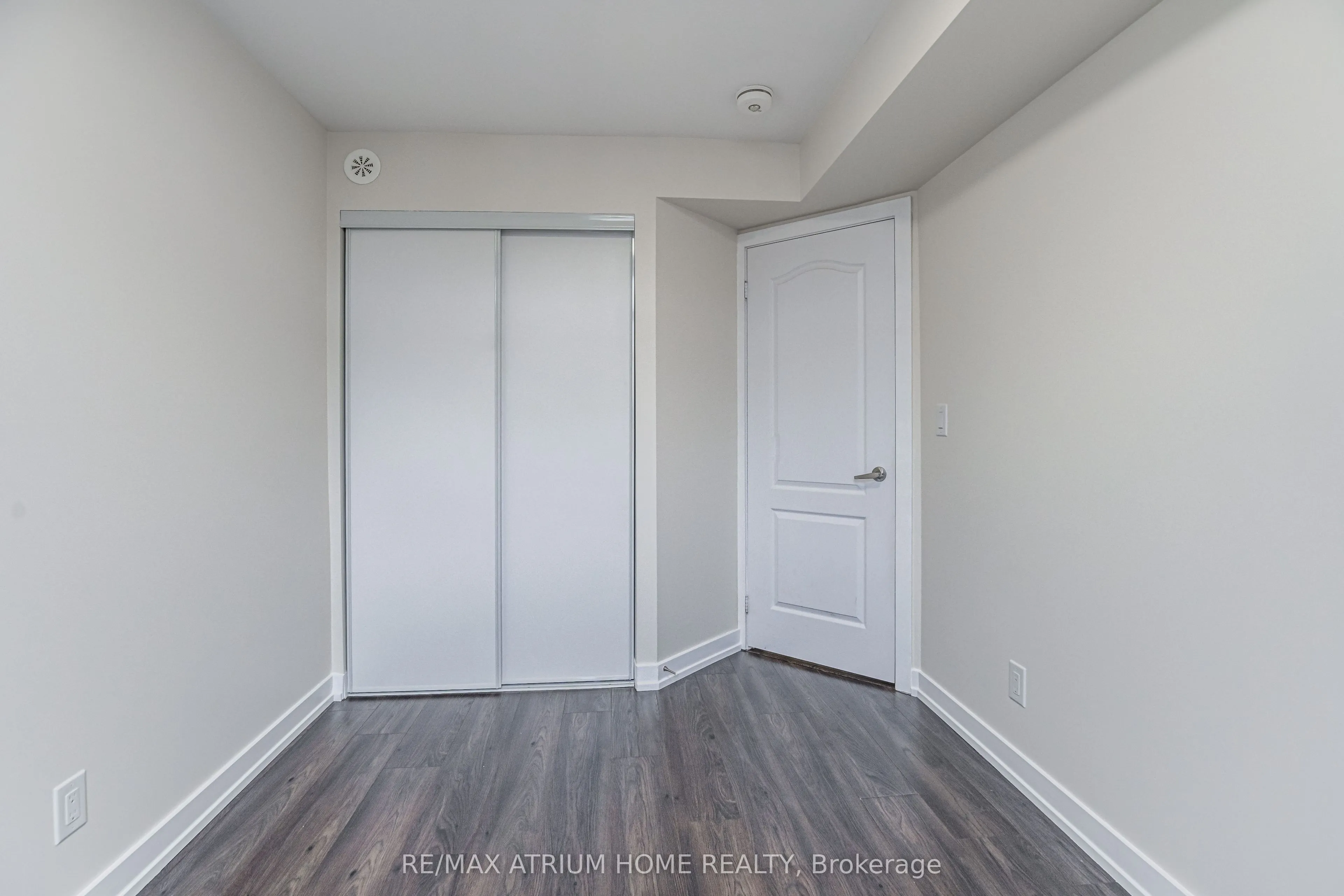 10 Dunsheath Way, #220