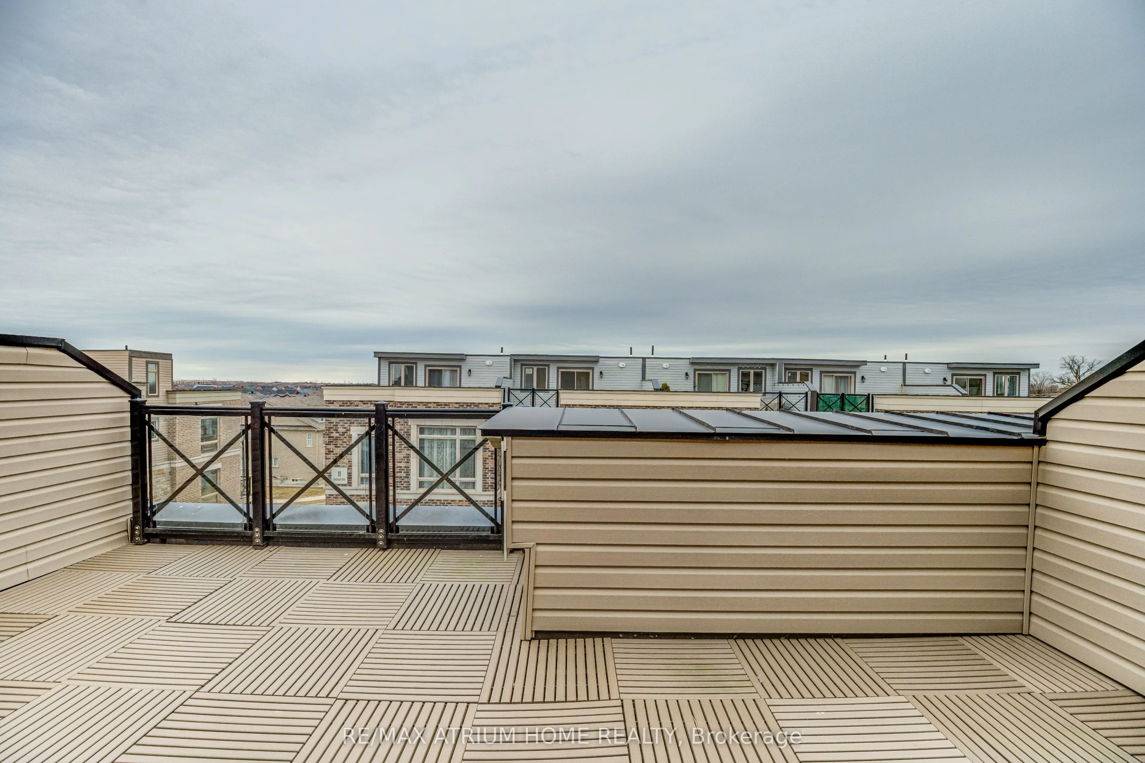10 Dunsheath Way, #220