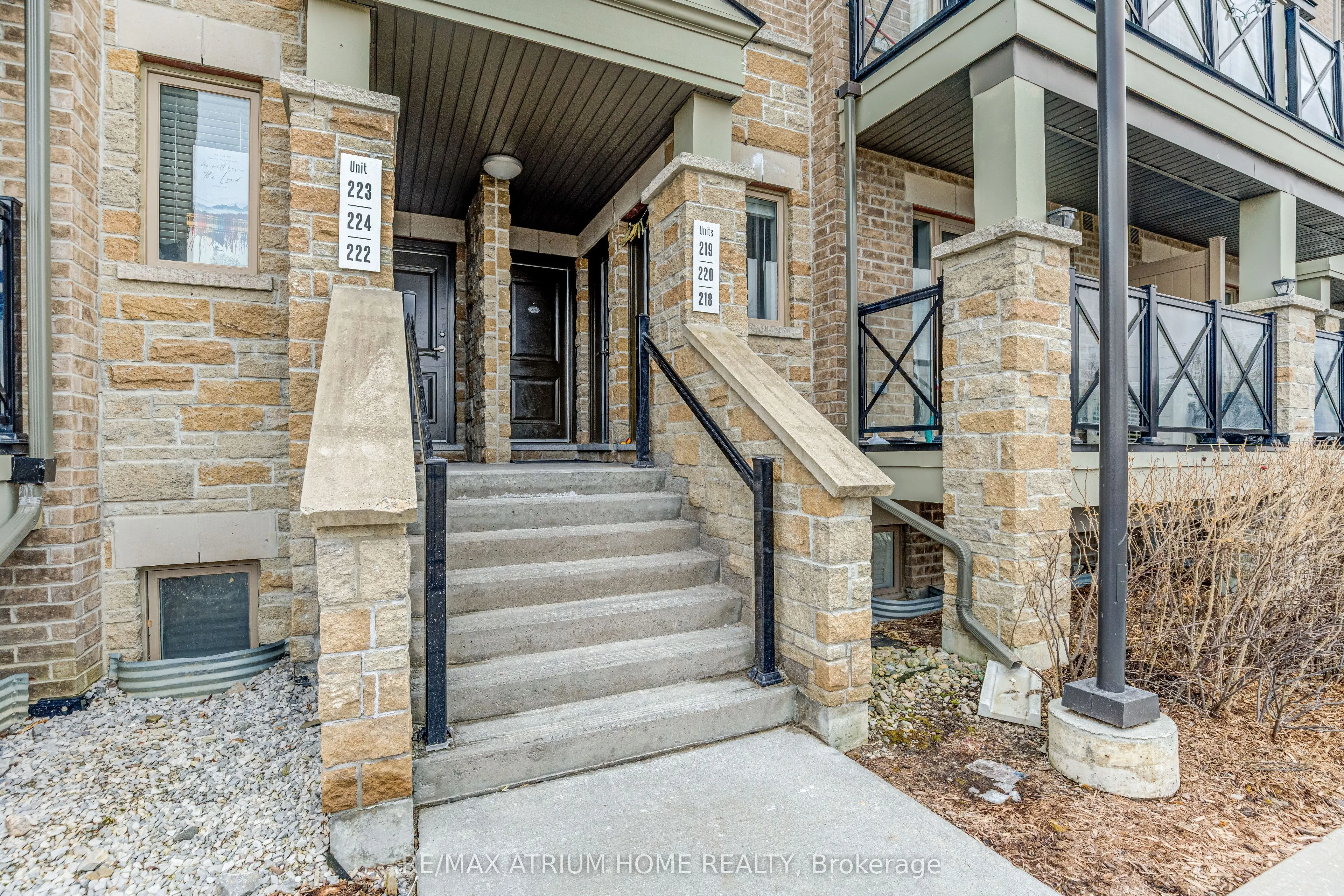 10 Dunsheath Way, #220