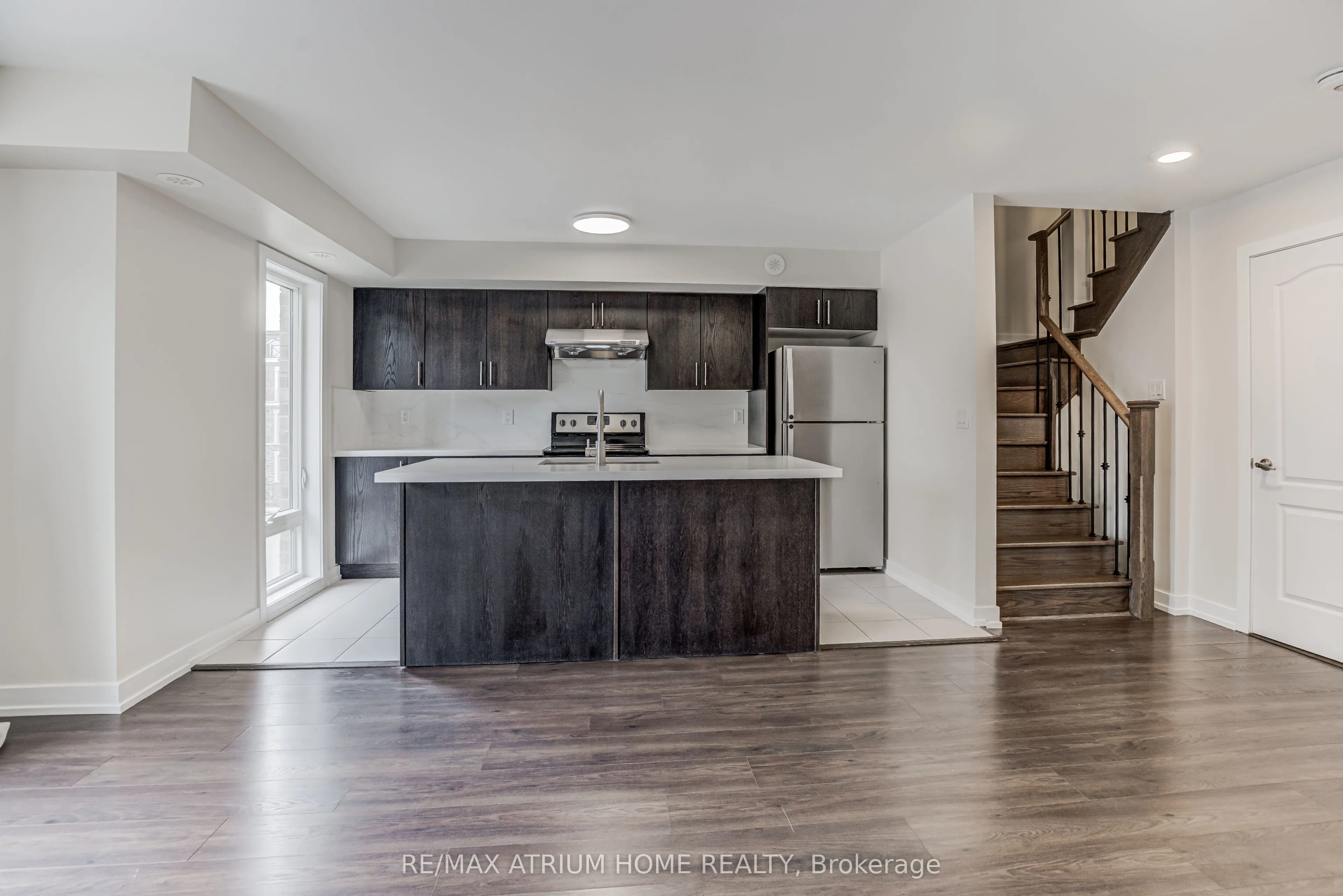 10 Dunsheath Way, #220
