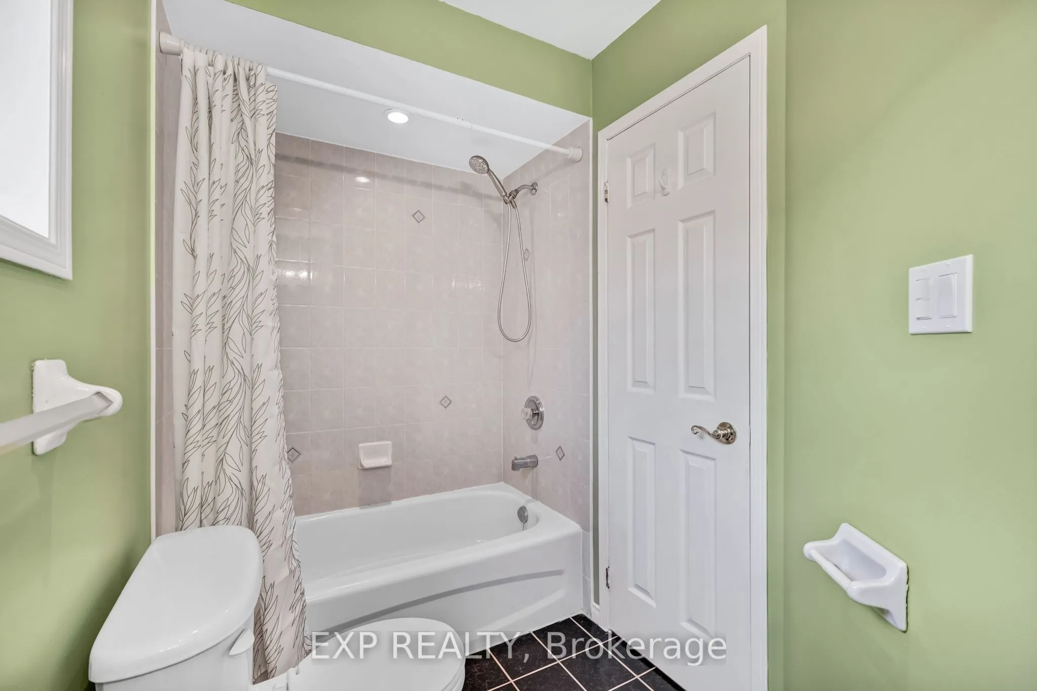 69 Clearmeadow Boulevard