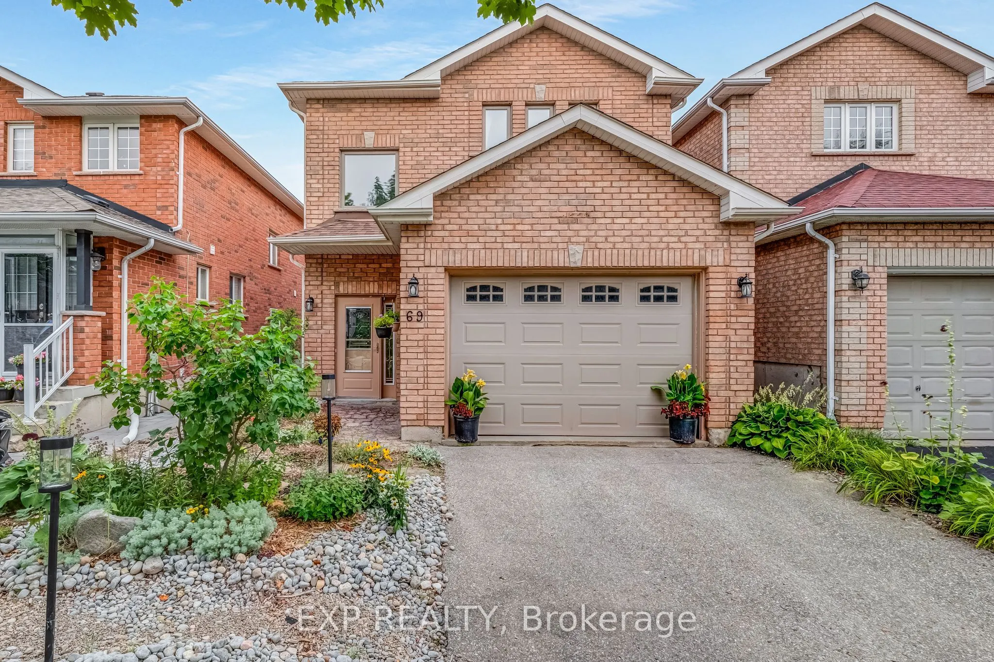 69 Clearmeadow Boulevard