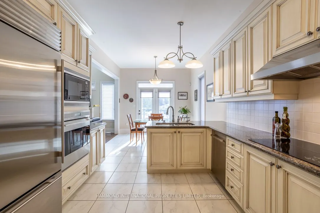 203 Hunterwood Chase