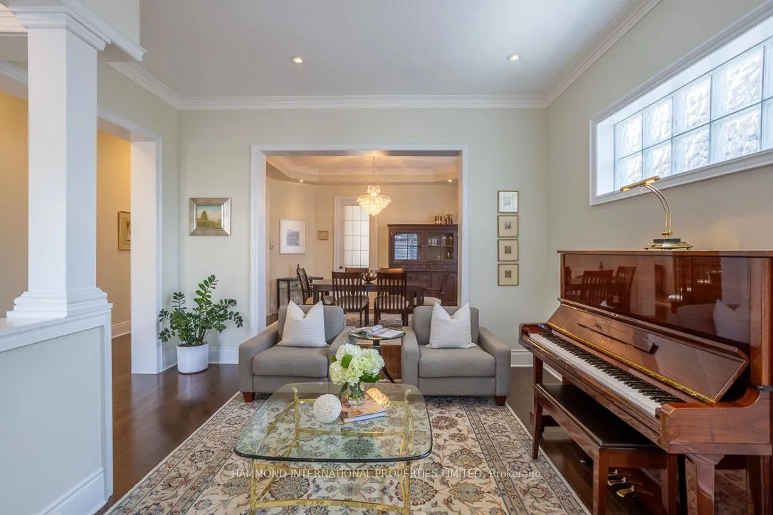 203 Hunterwood Chase
