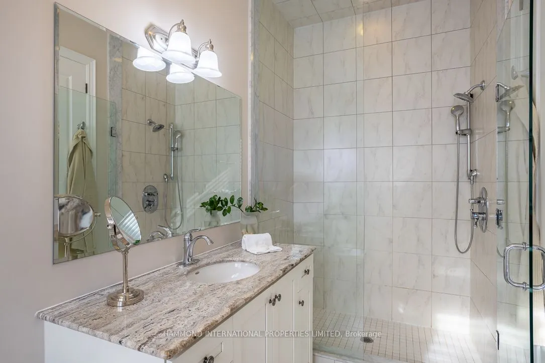 203 Hunterwood Chase