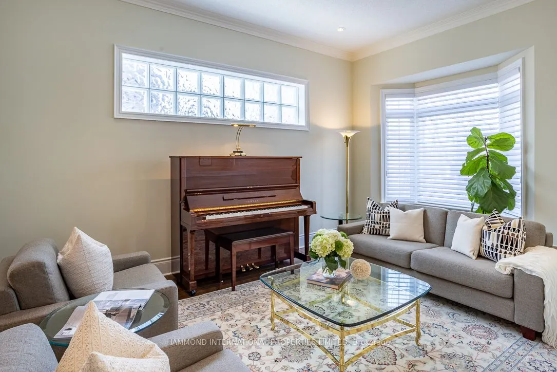 203 Hunterwood Chase