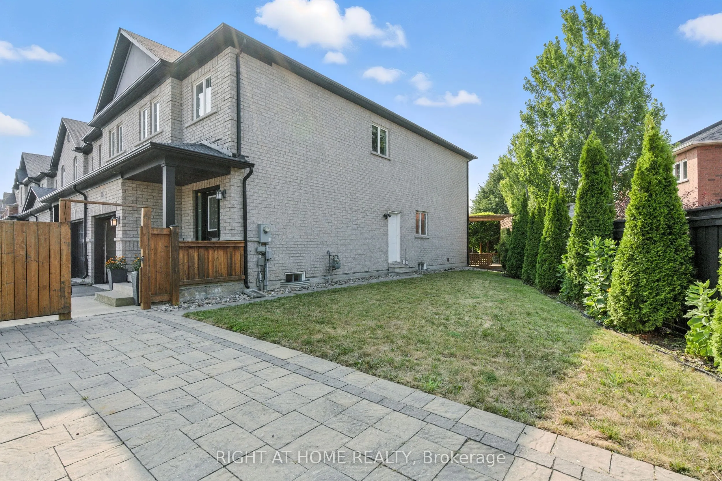 215 Canada Drive