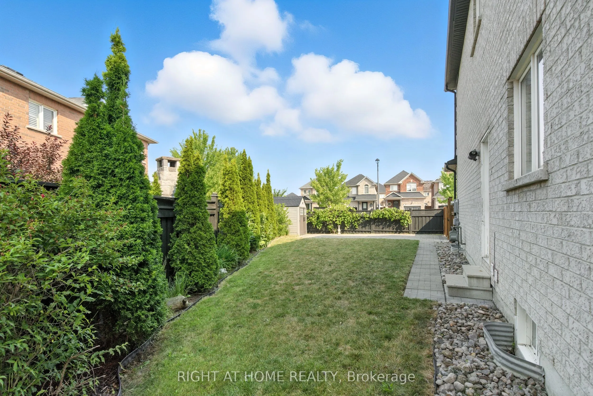 215 Canada Drive
