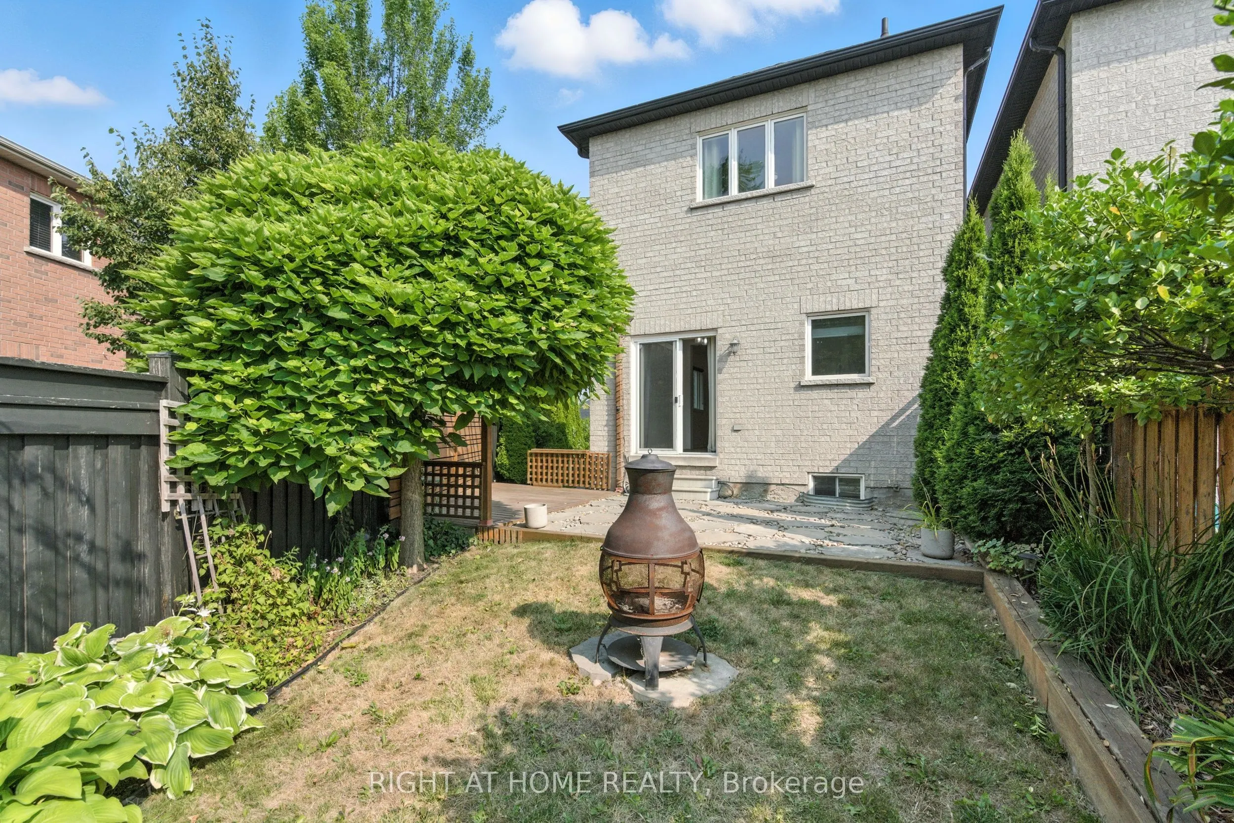 215 Canada Drive