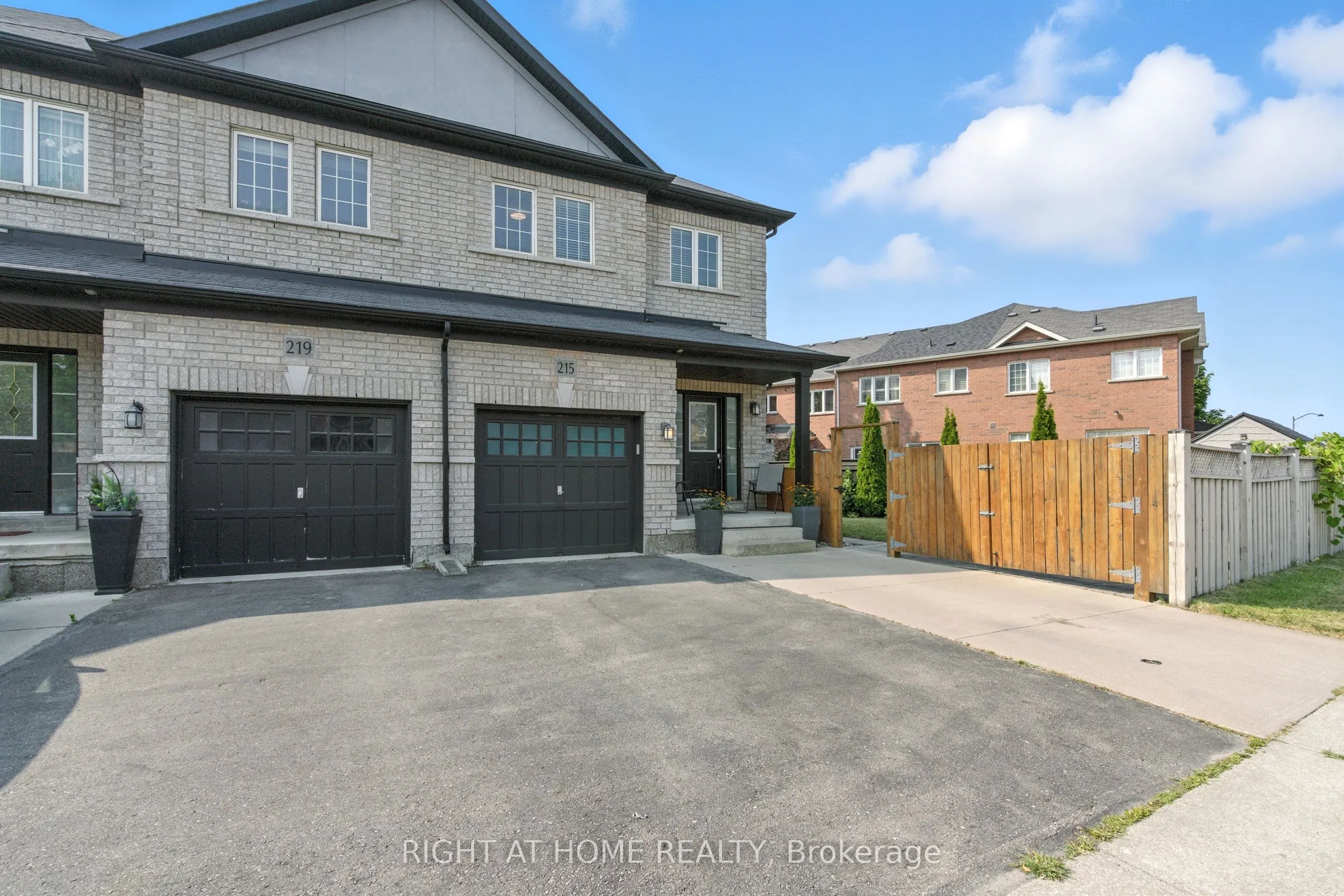 215 Canada Drive