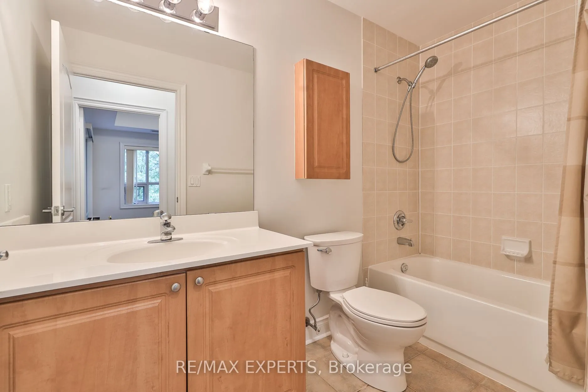 8201 ISLINGTON Avenue, #319